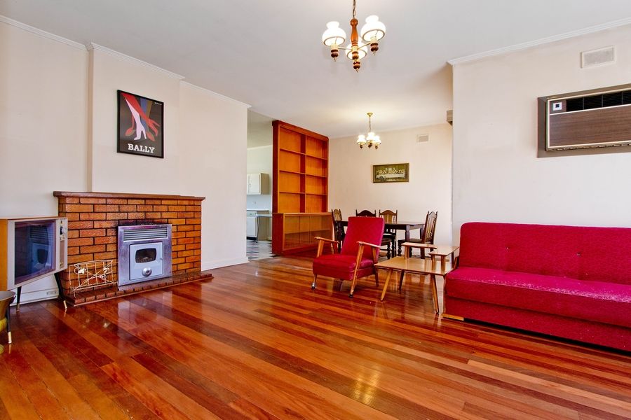 2 Richardson Avenue, Findon, SA 5023