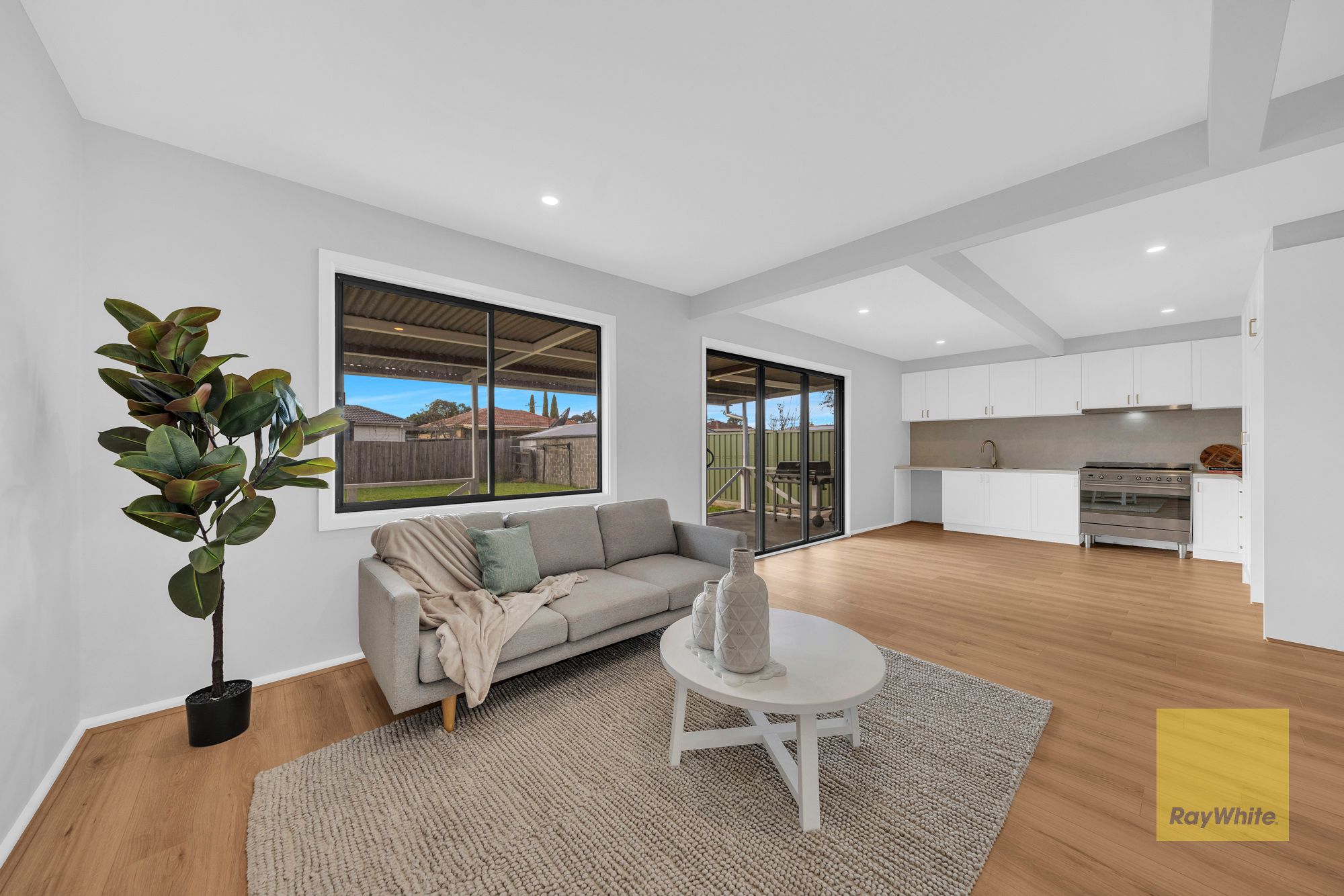 28 Laming Road — photo 14 of 20
