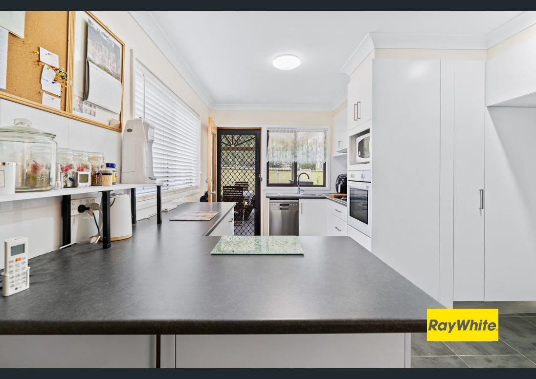 266 St Johns Road, Bradbury, NSW 2560