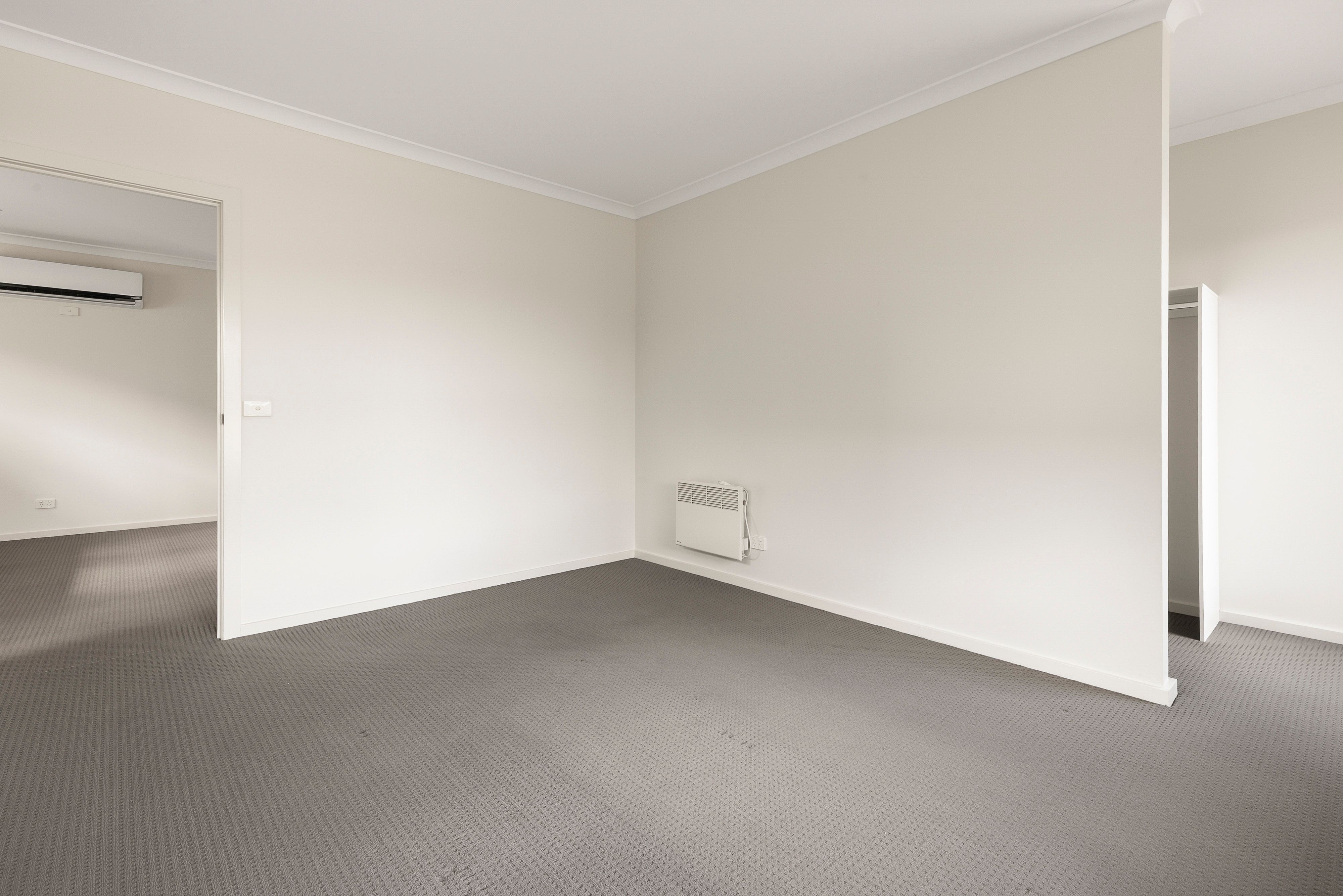 63 Lygon Drive — photo 10 of 21