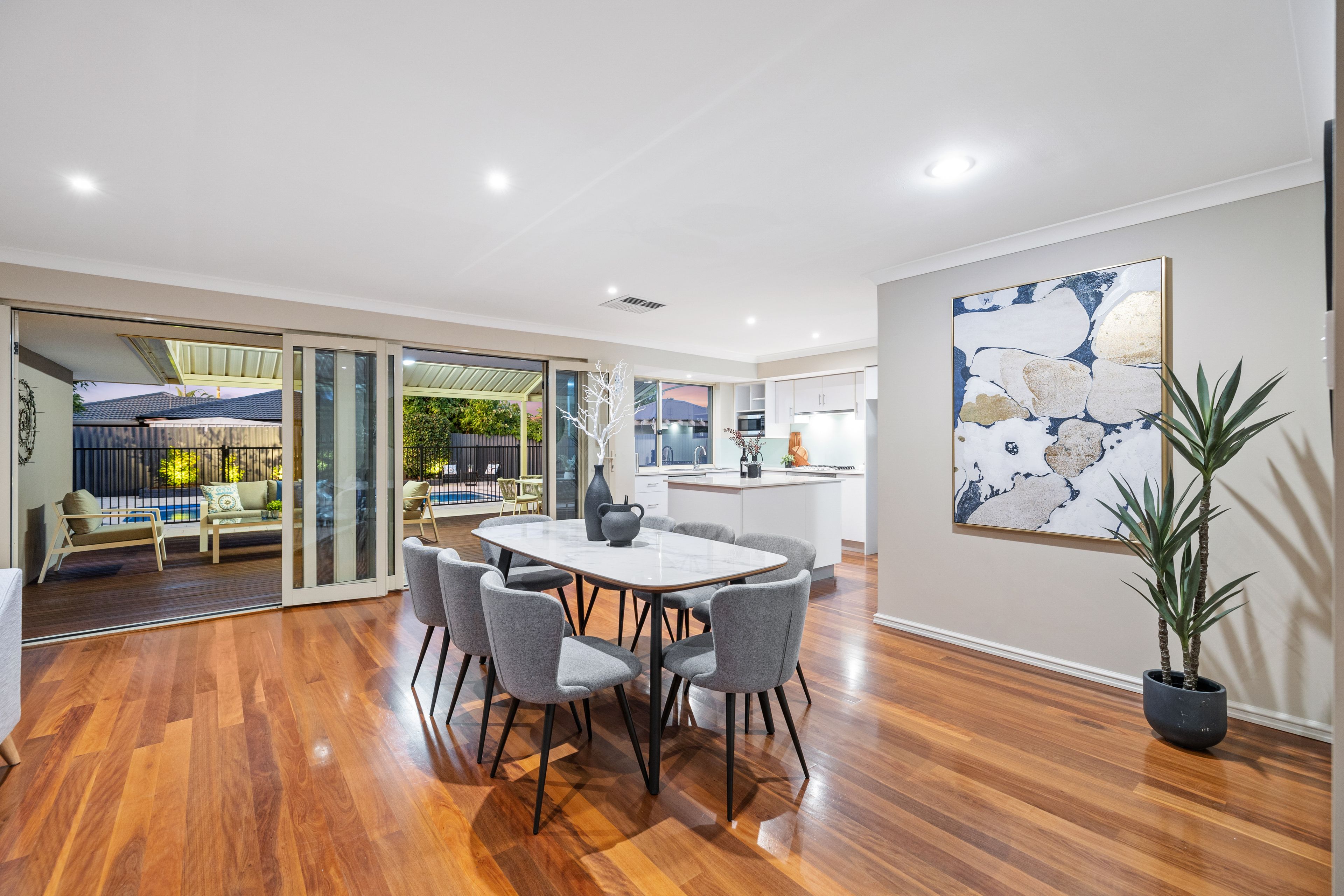 10 Walmsley Drive, Noranda, WA 6062