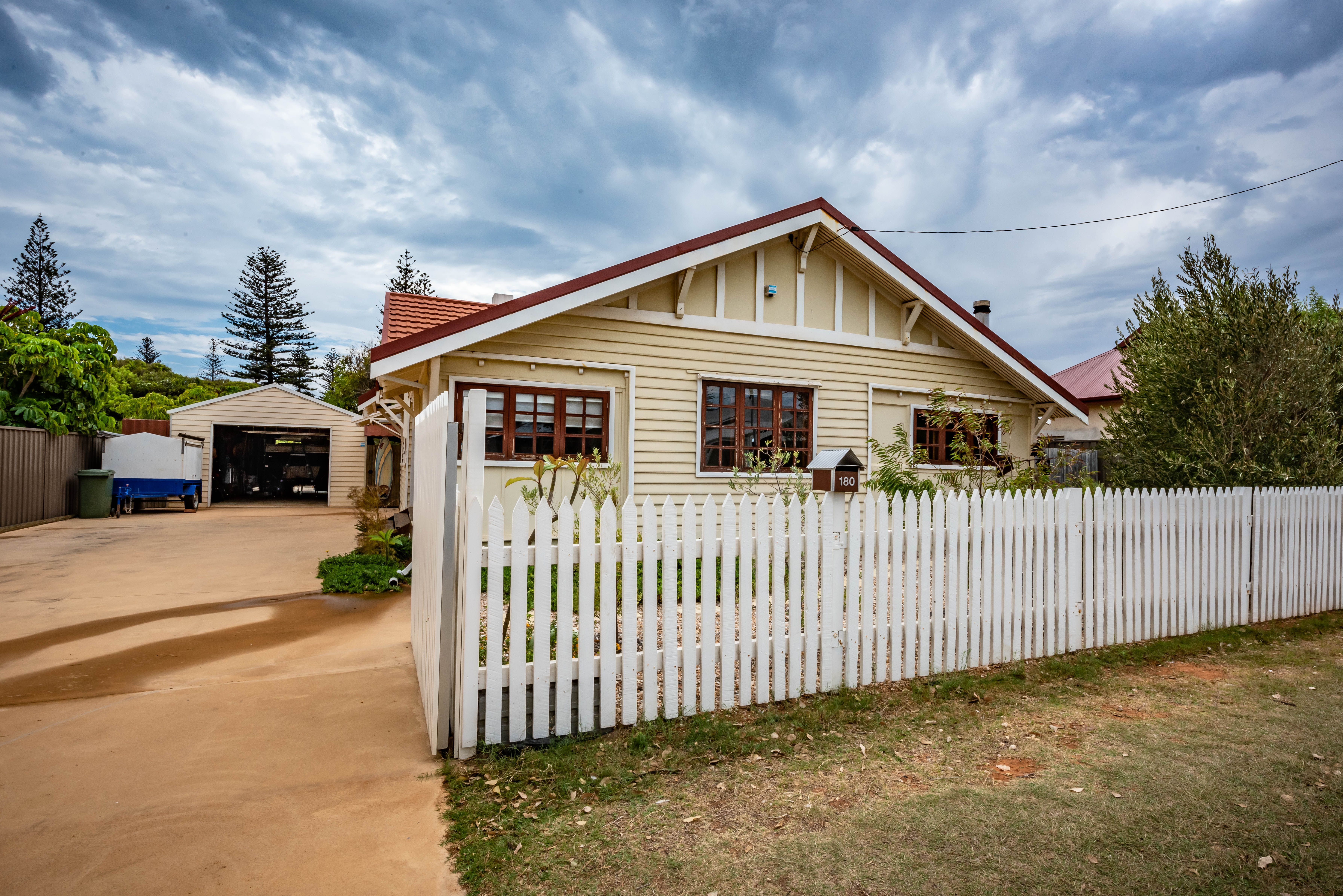 180 SHENTON Street, Beachlands, WA 6530 Sold House Ray White Geraldton