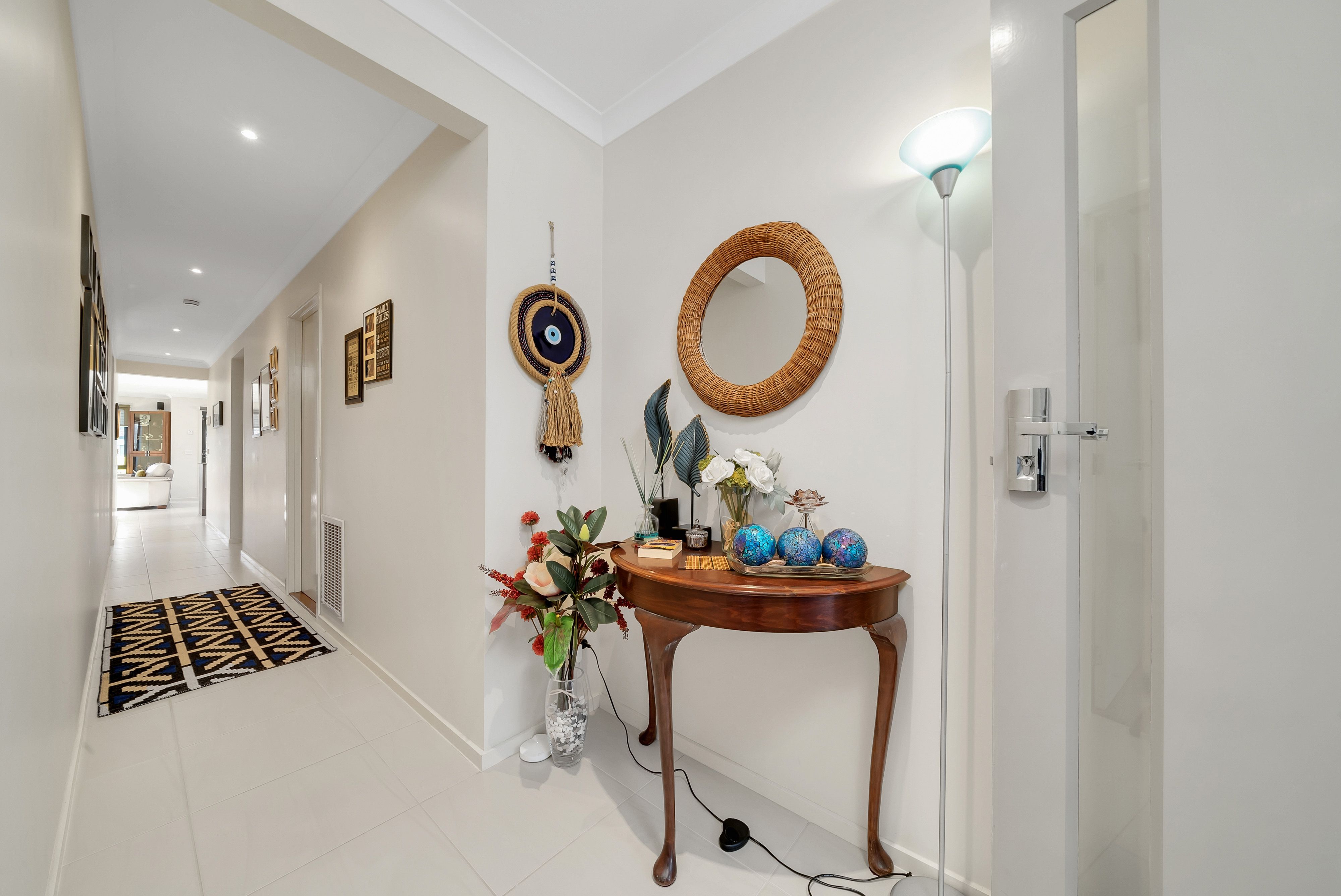 10 Bindarri Road, MANOR LAKES, VIC 3024