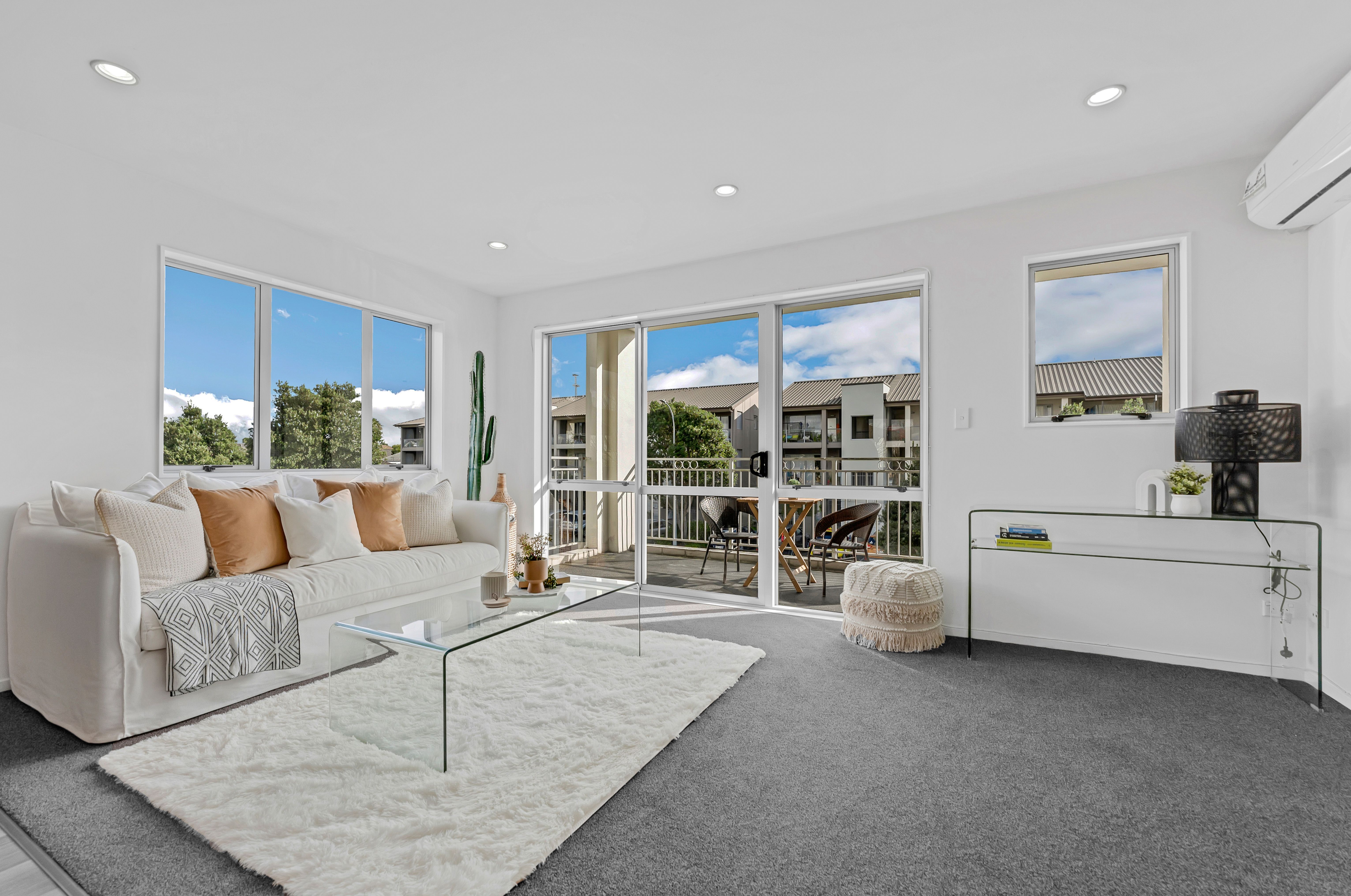 201/75 Michael Jones Drive, Flat Bush, Manukau City