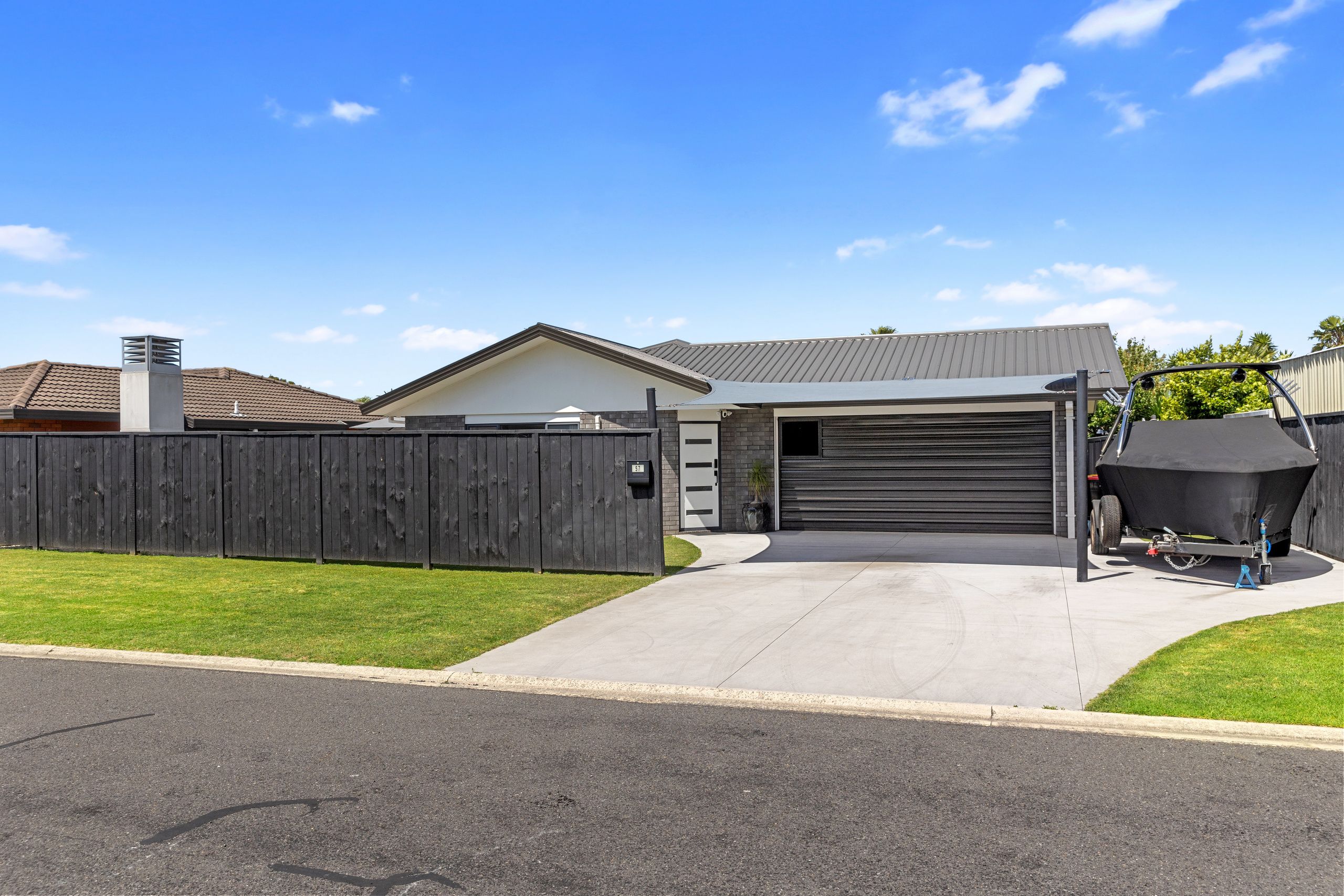 57 Kane Road, Papamoa Beach, Tauranga City