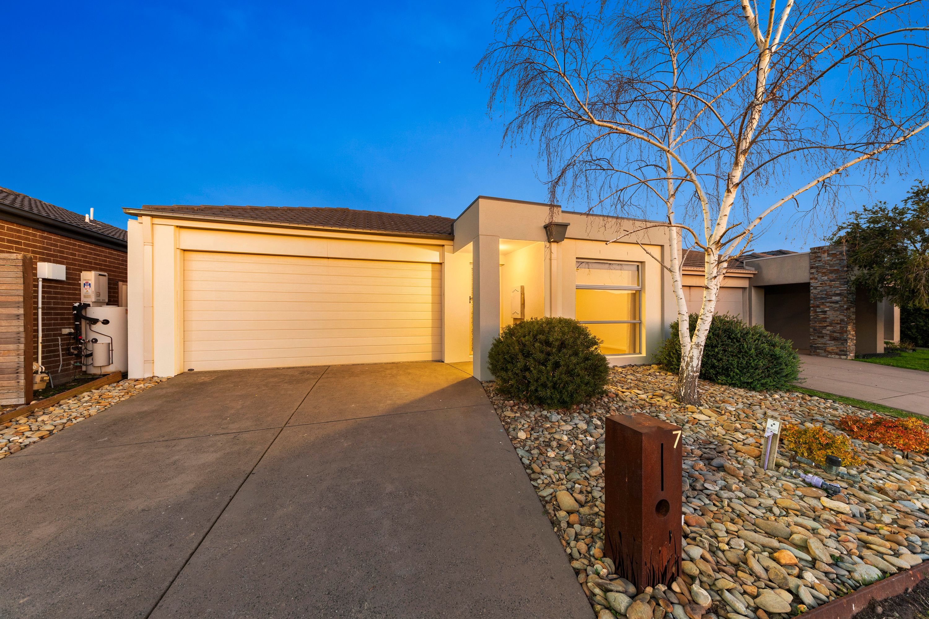7 Bavaria Lane, Pakenham, VIC 3810