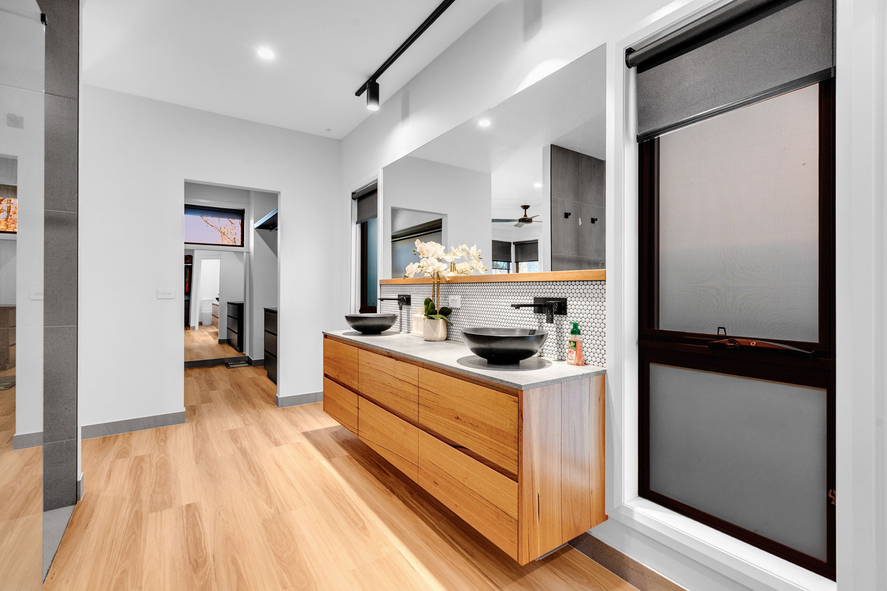 17 Windsor Court — photo 15 of 30