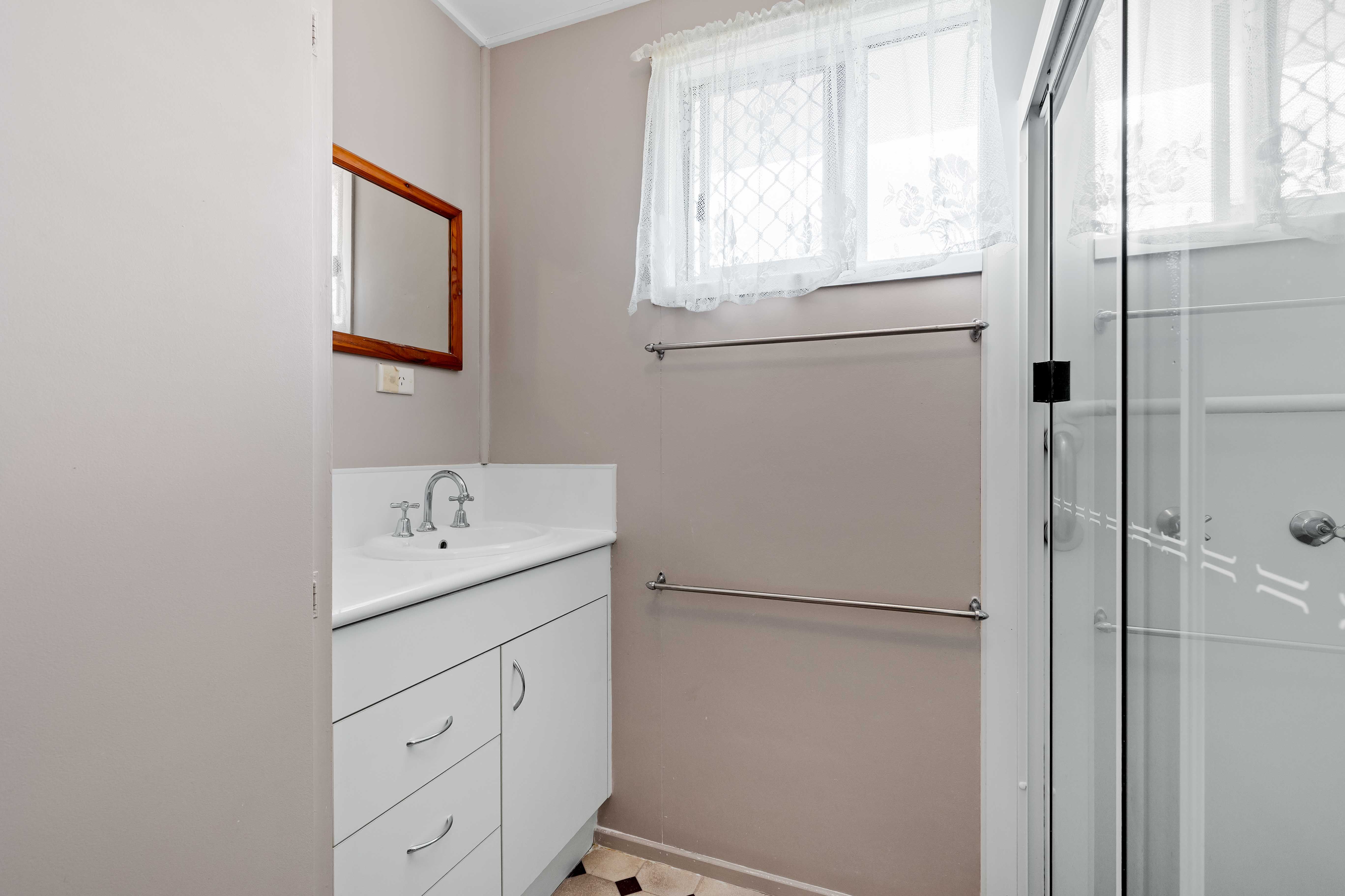 36 Hoffmann Street — photo 4 of 16