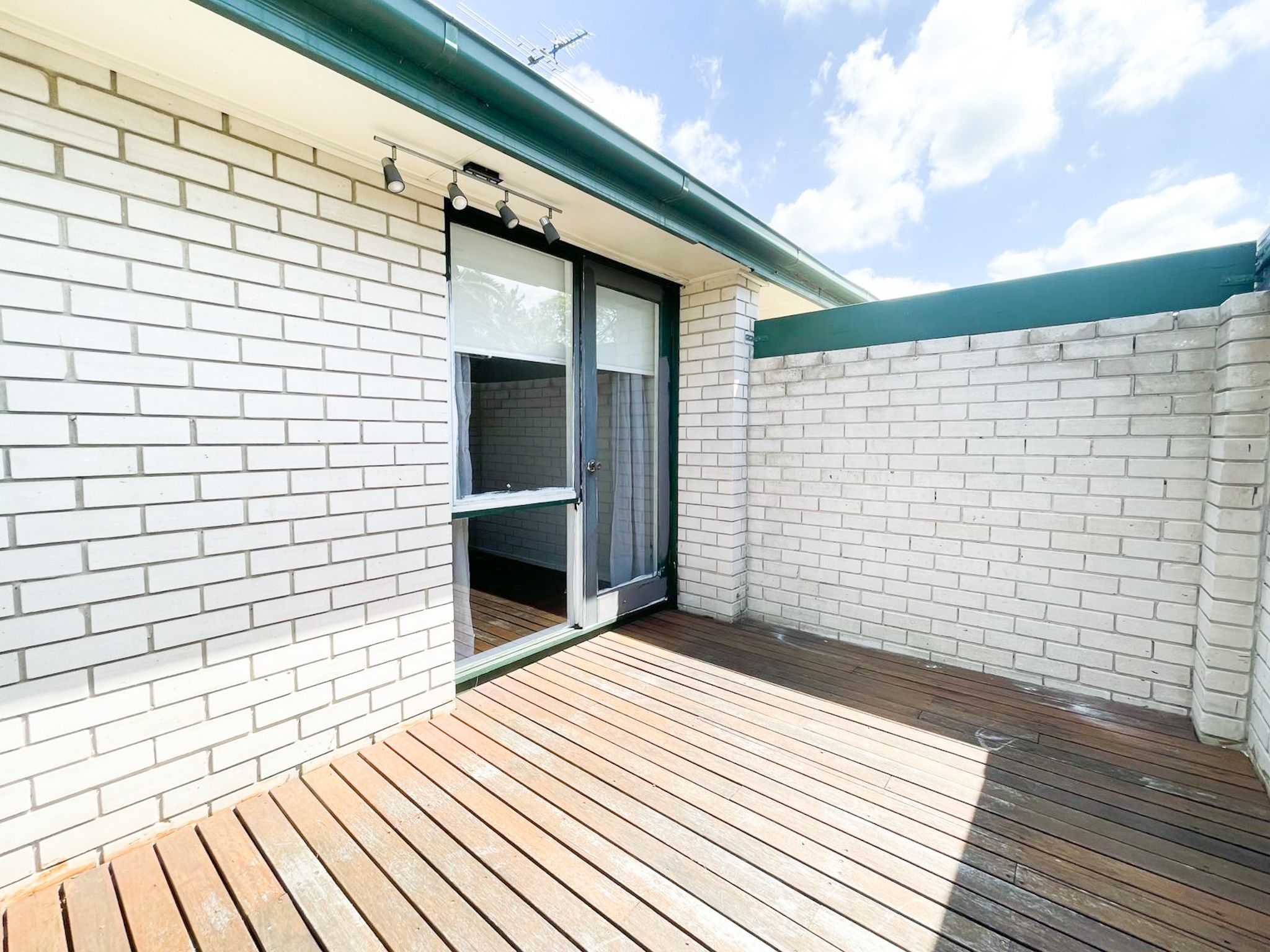 72 Trinity Drive, Cambridge Gardens, NSW
