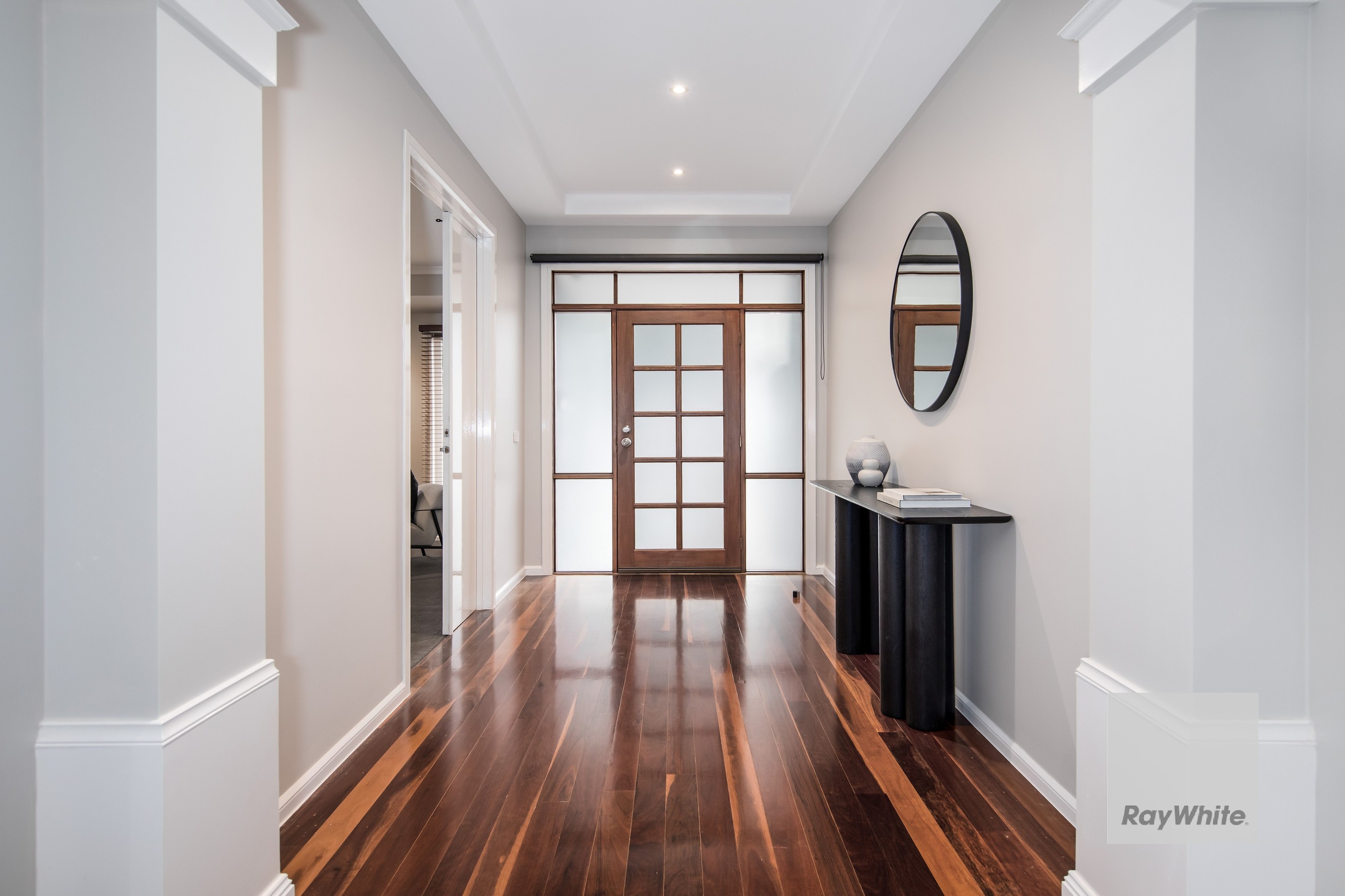 9 Vaucluse Boulevard, Taylors Hill, VIC 3037