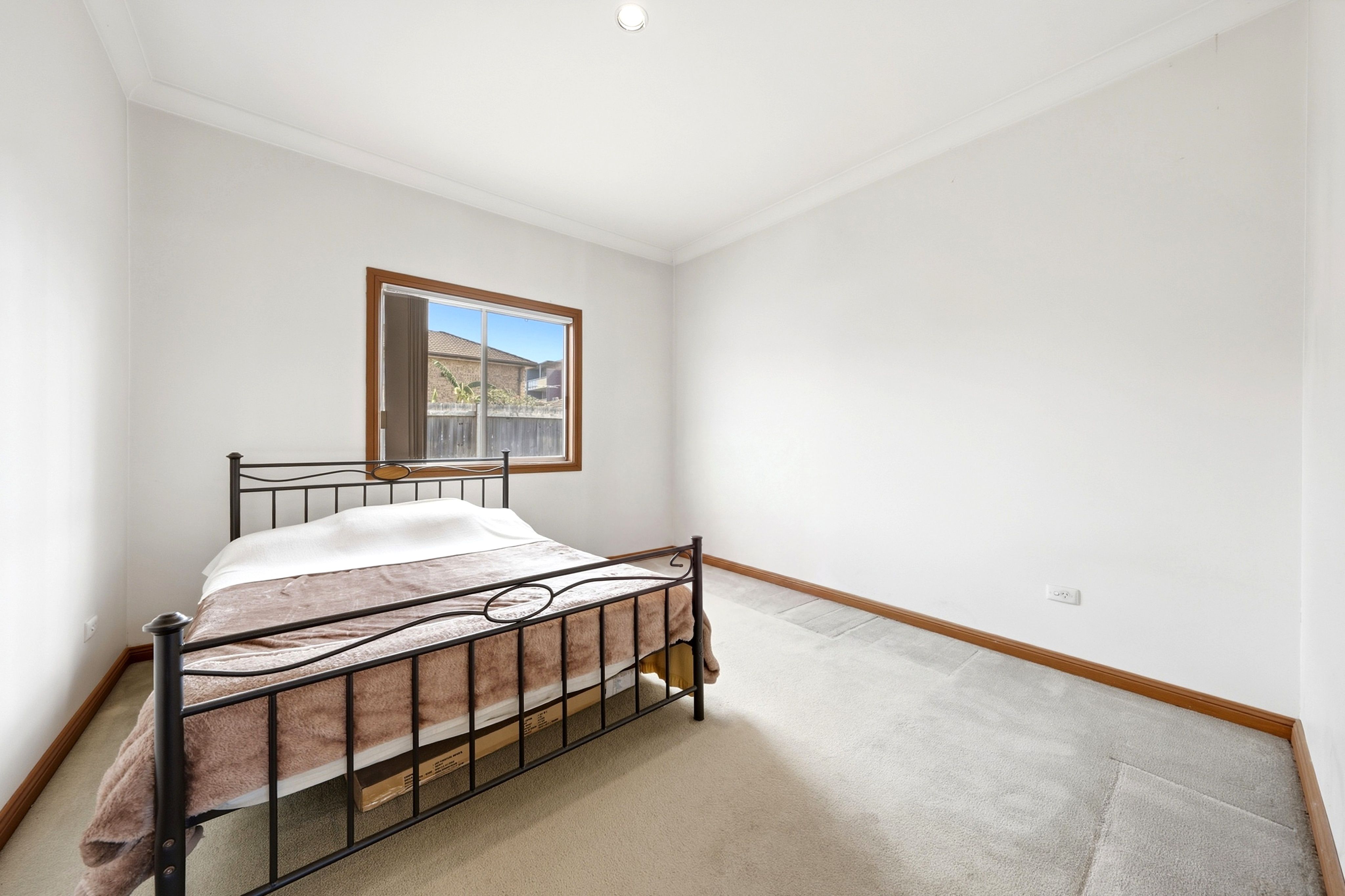 87 Torrens Street — photo 10 of 18