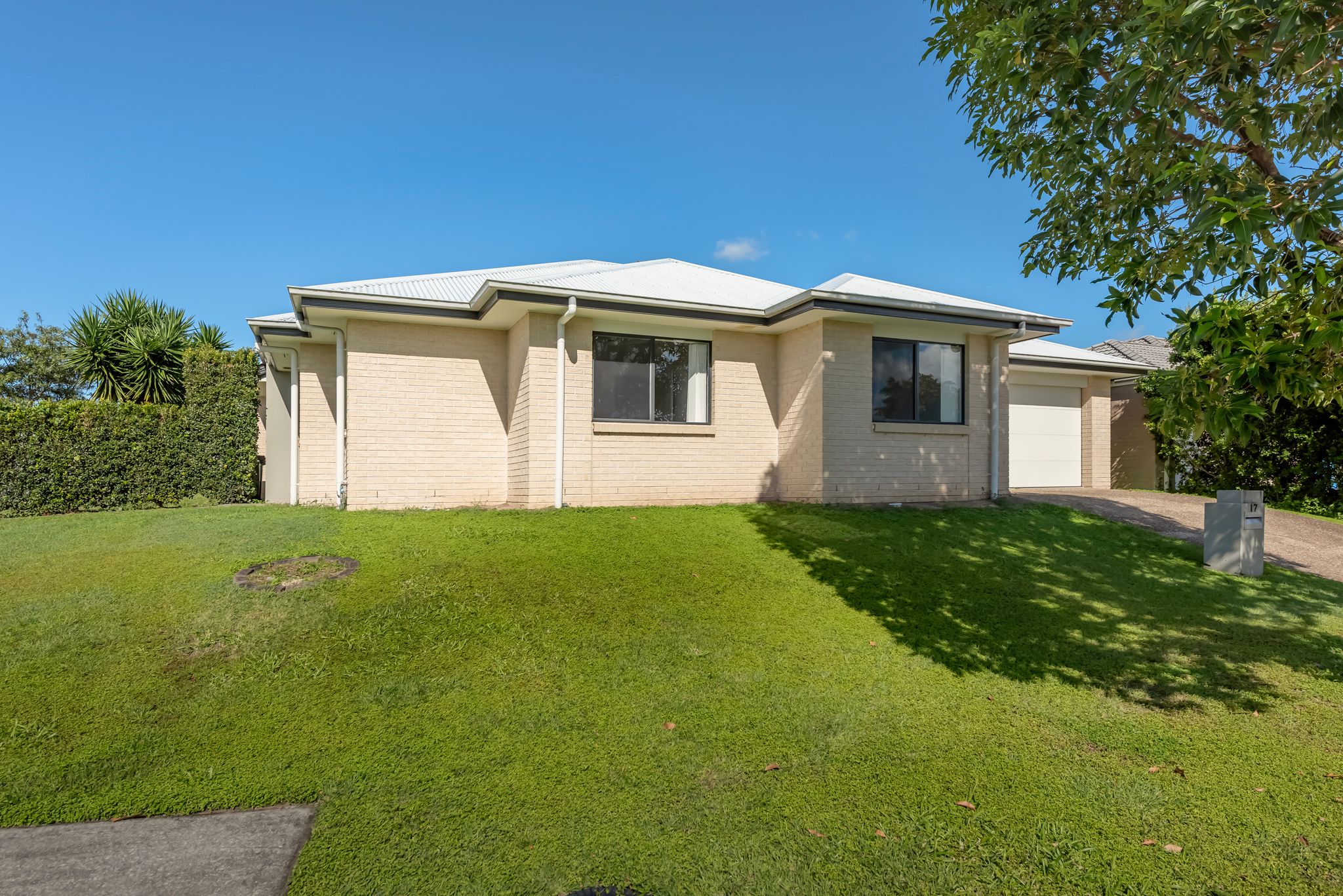 17 Charles Avenue, Pimpama, QLD 4209