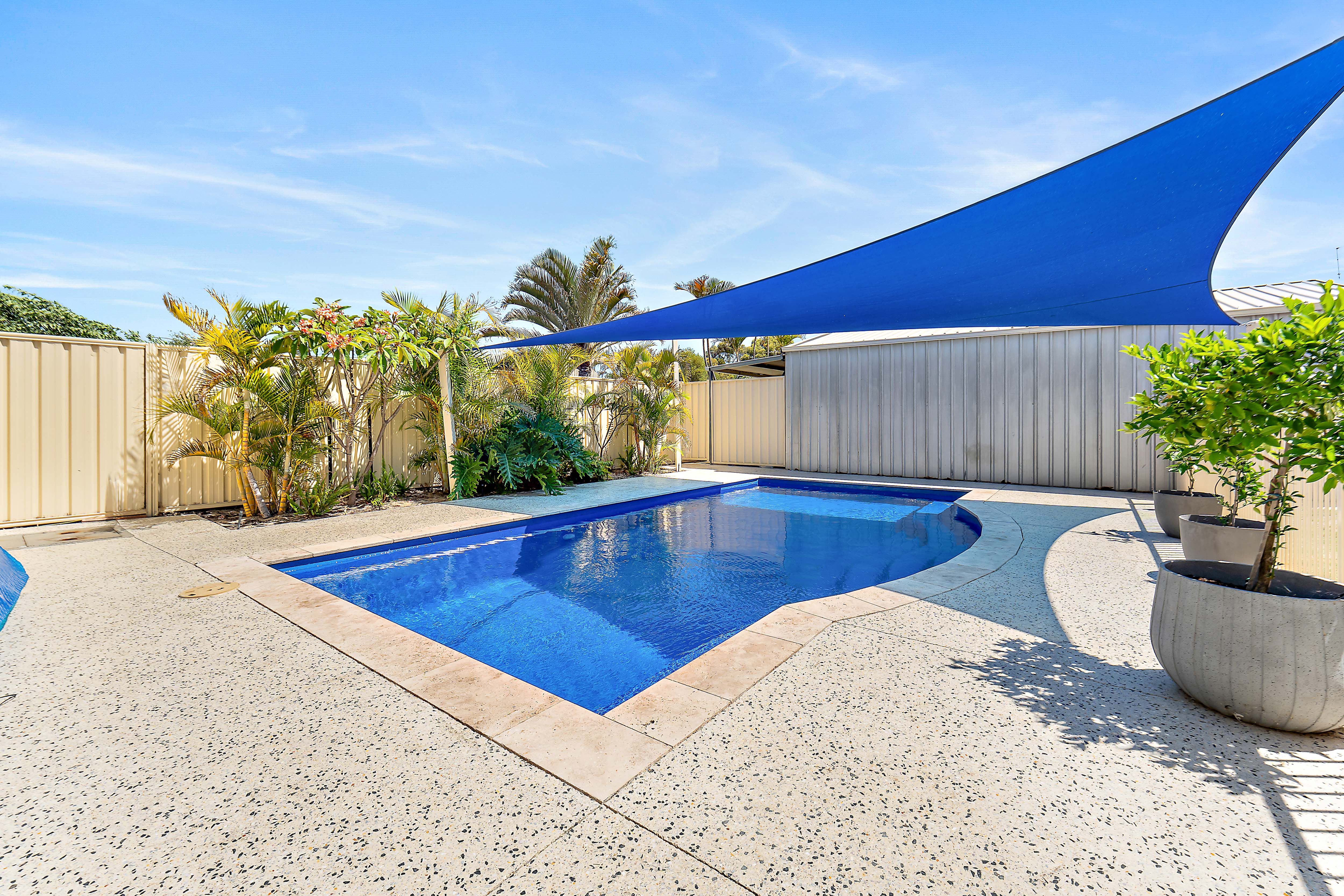 7 Pentland Crescent, Dudley Park, WA 6210