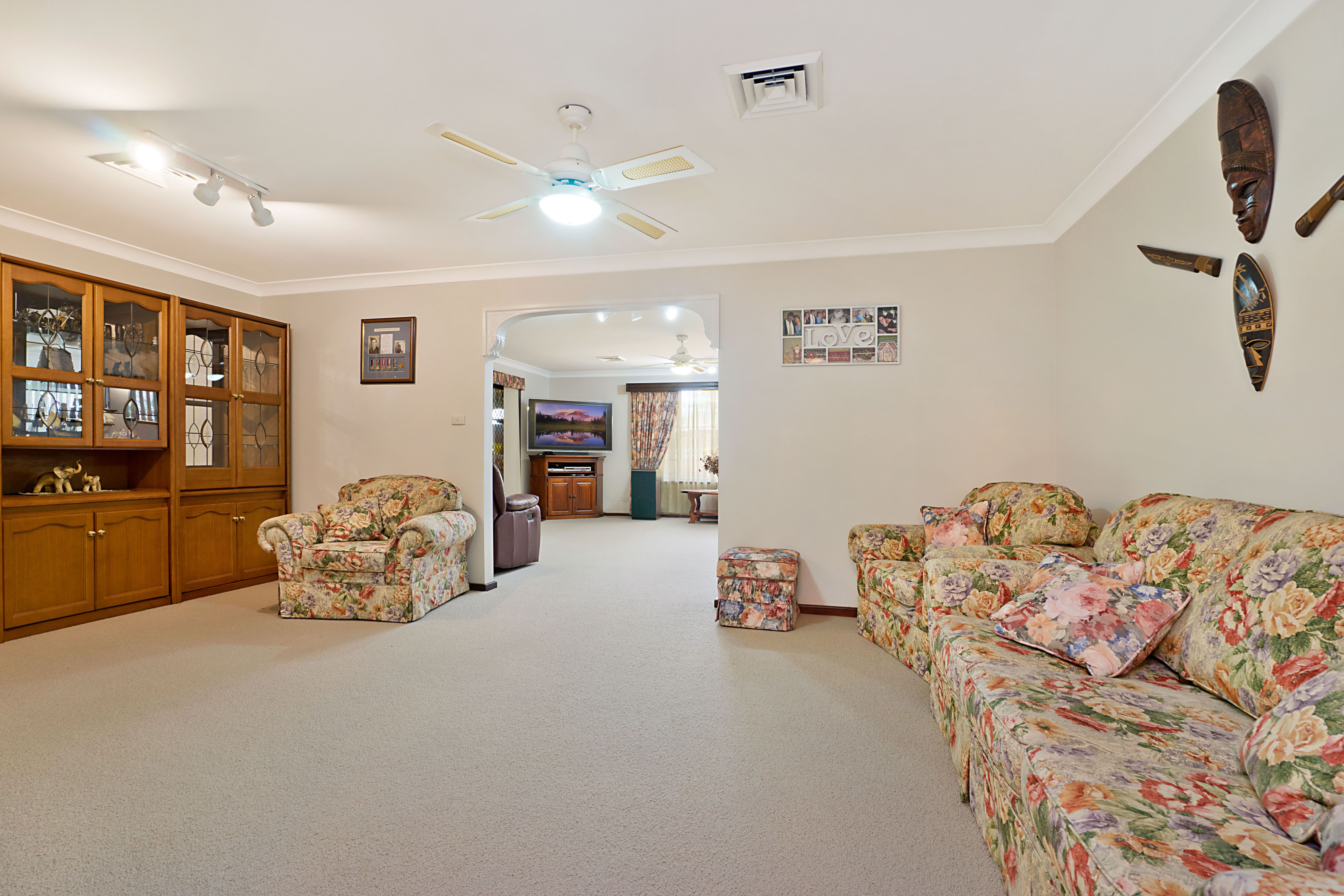 4 Osborn Close, Thornton, NSW 2322