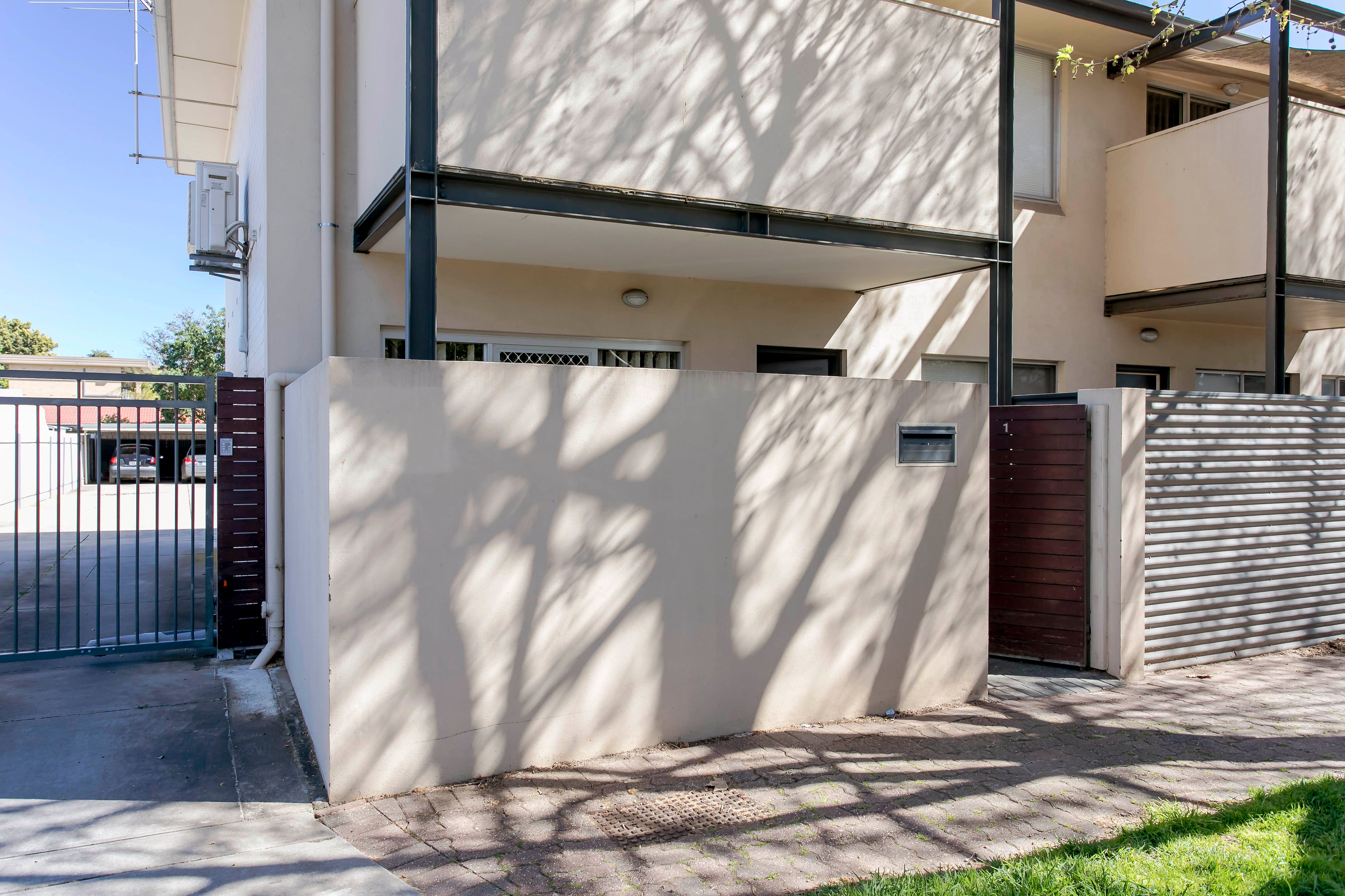 1/341-343 Sir Donald Bradman Drive, Brooklyn Park, SA 5032