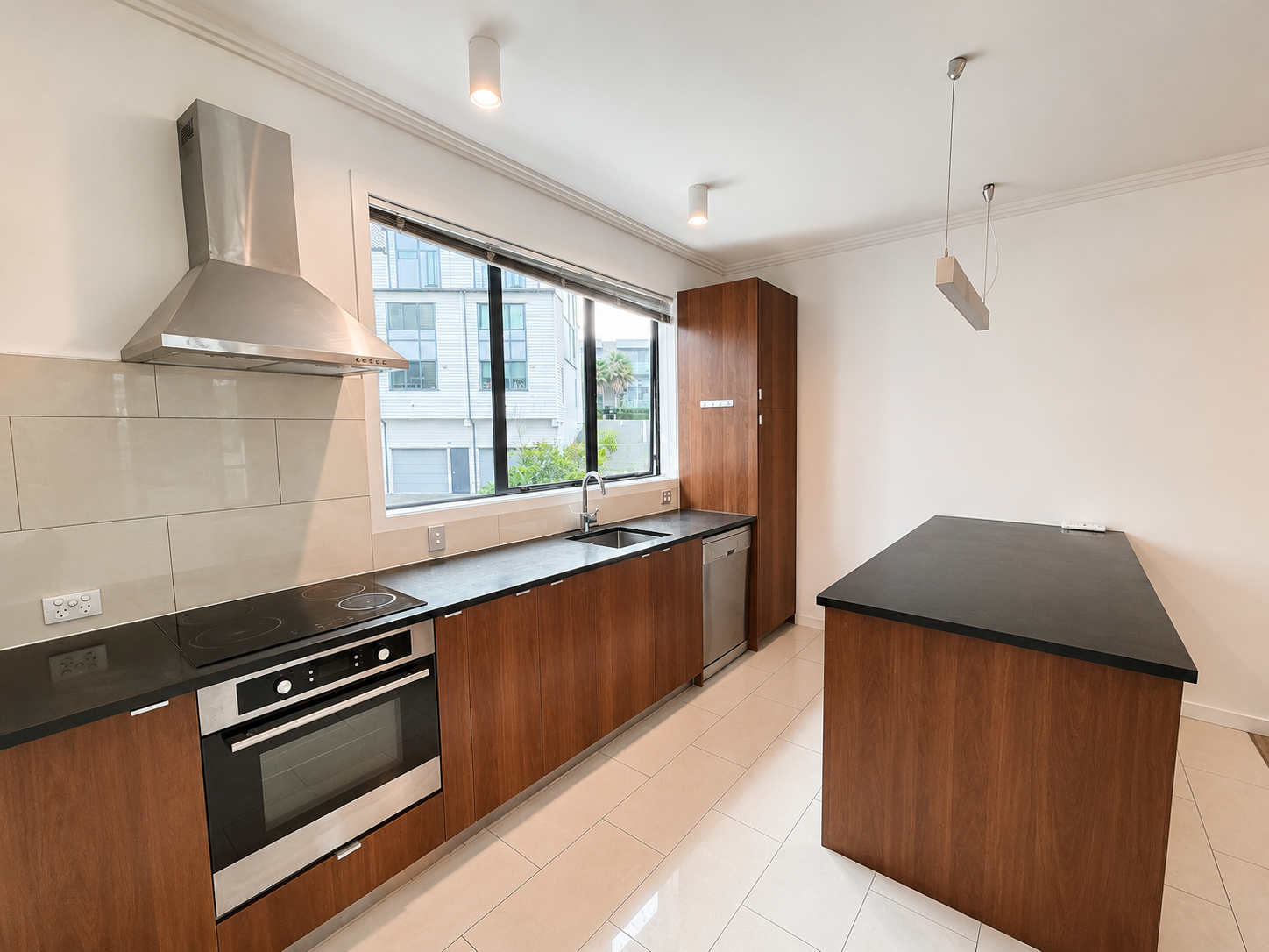 76 Norwood Drive, Flat Bush, Manukau City