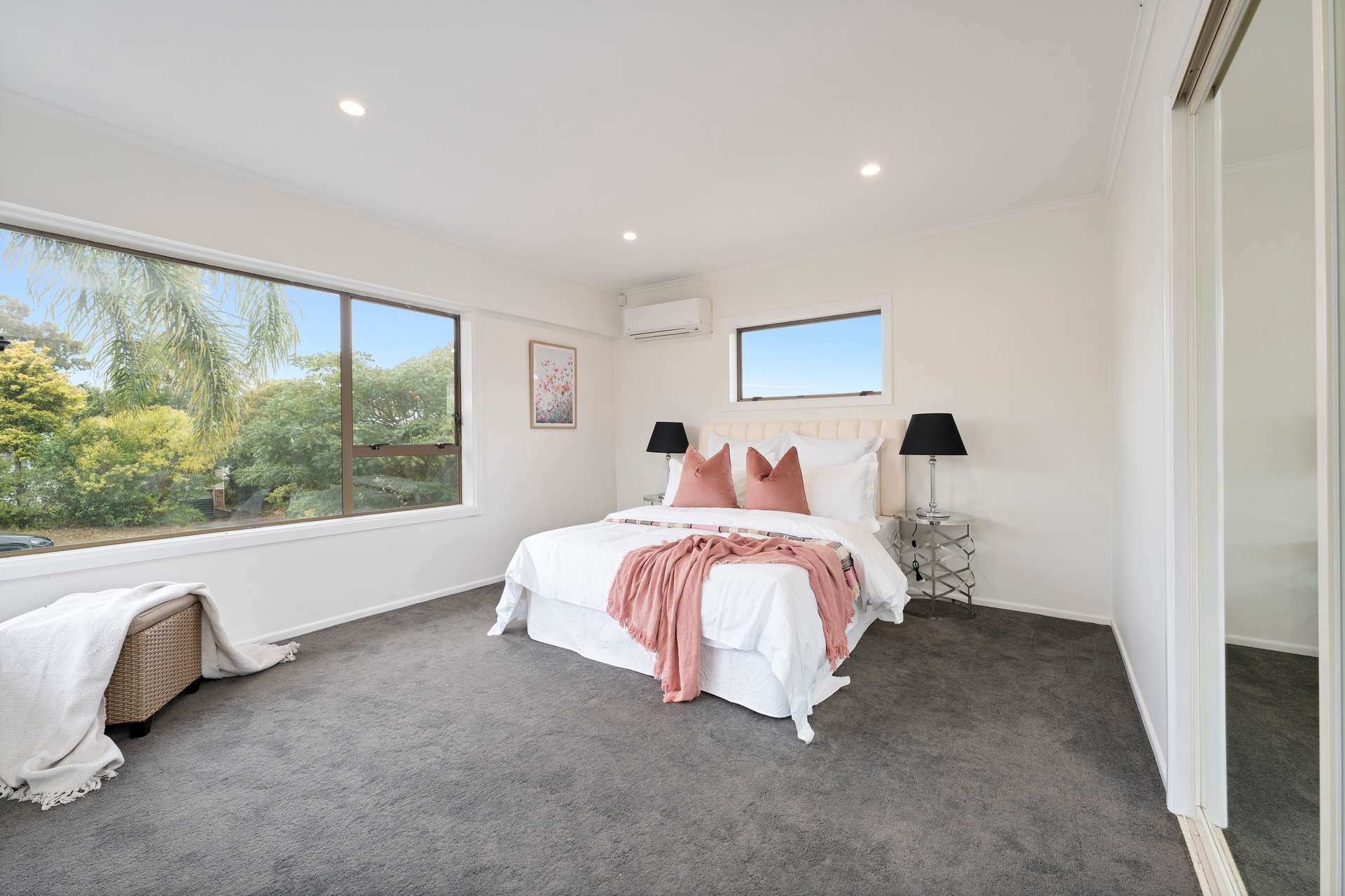 8 Pegler Drive photo 13
