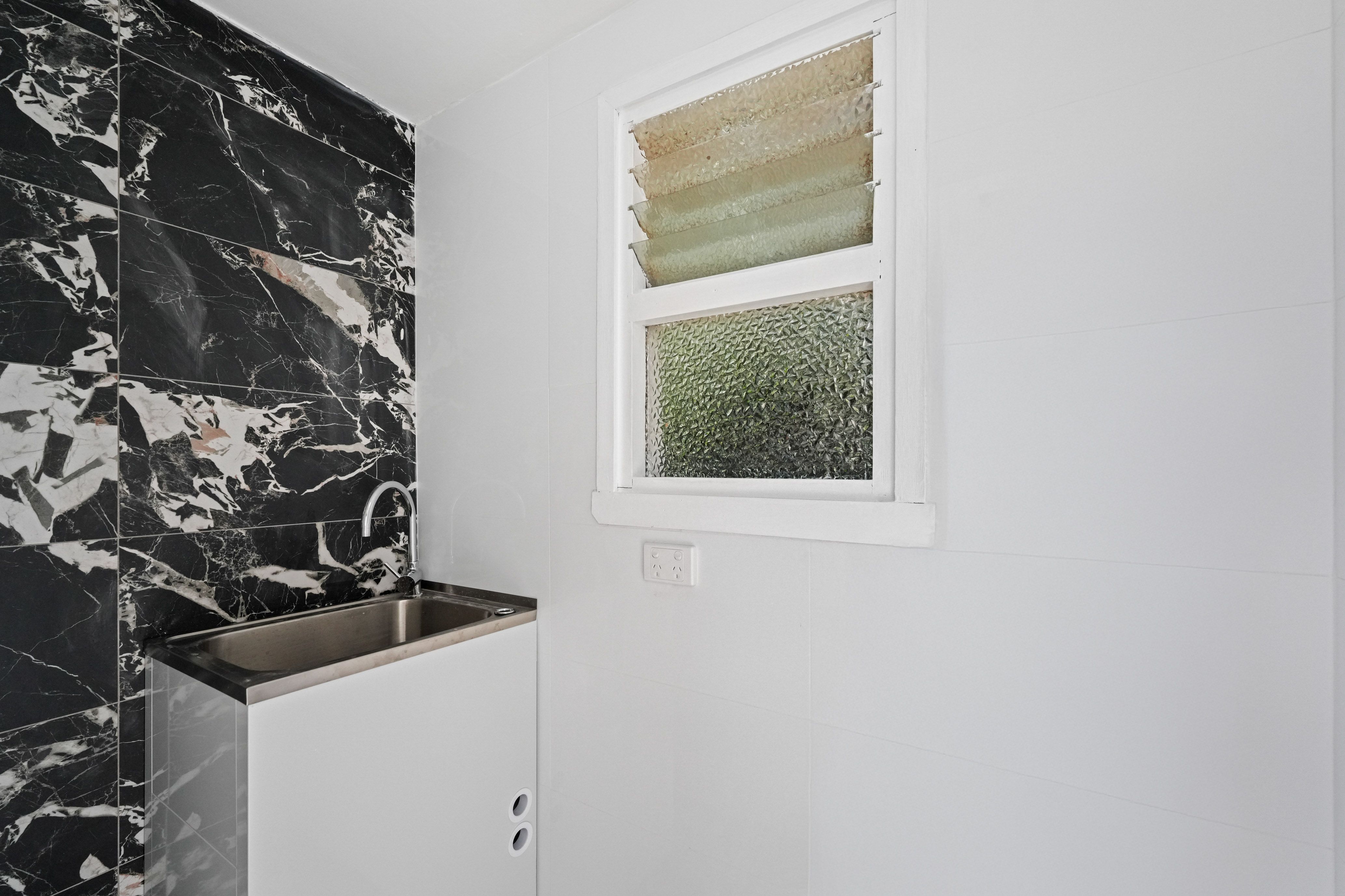 117 Beaconsfield Road — photo 7 of 16