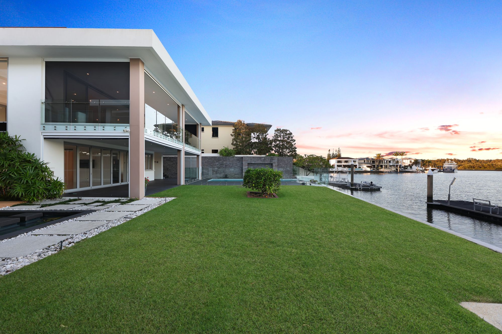 2102 The Circle — photo 16 of 24