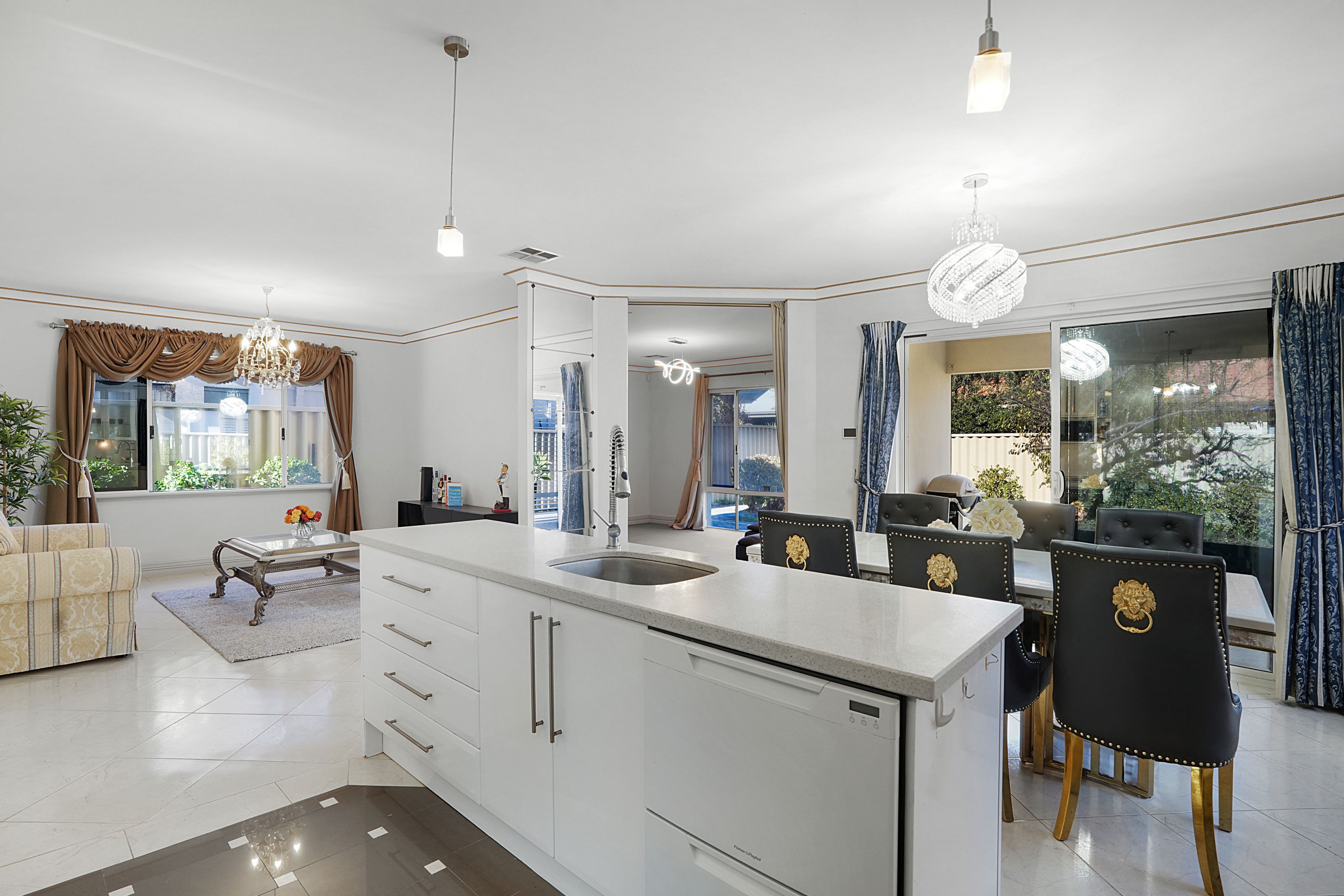 5 Como Way — photo 10 of 30