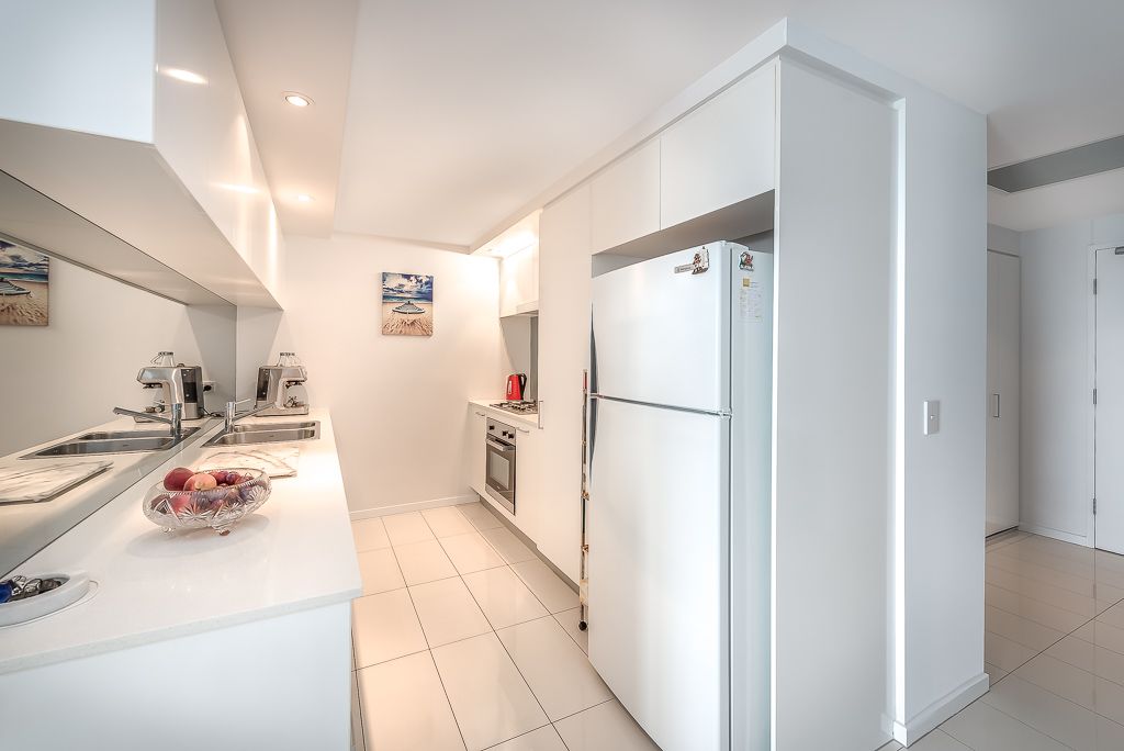 107/41 Harbour Town Drive, Biggera Waters, QLD 4216