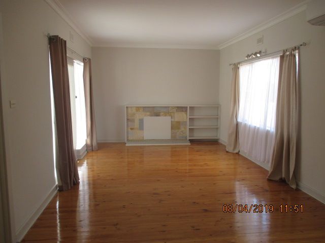 10 Petch Street, Loxton, SA 5333