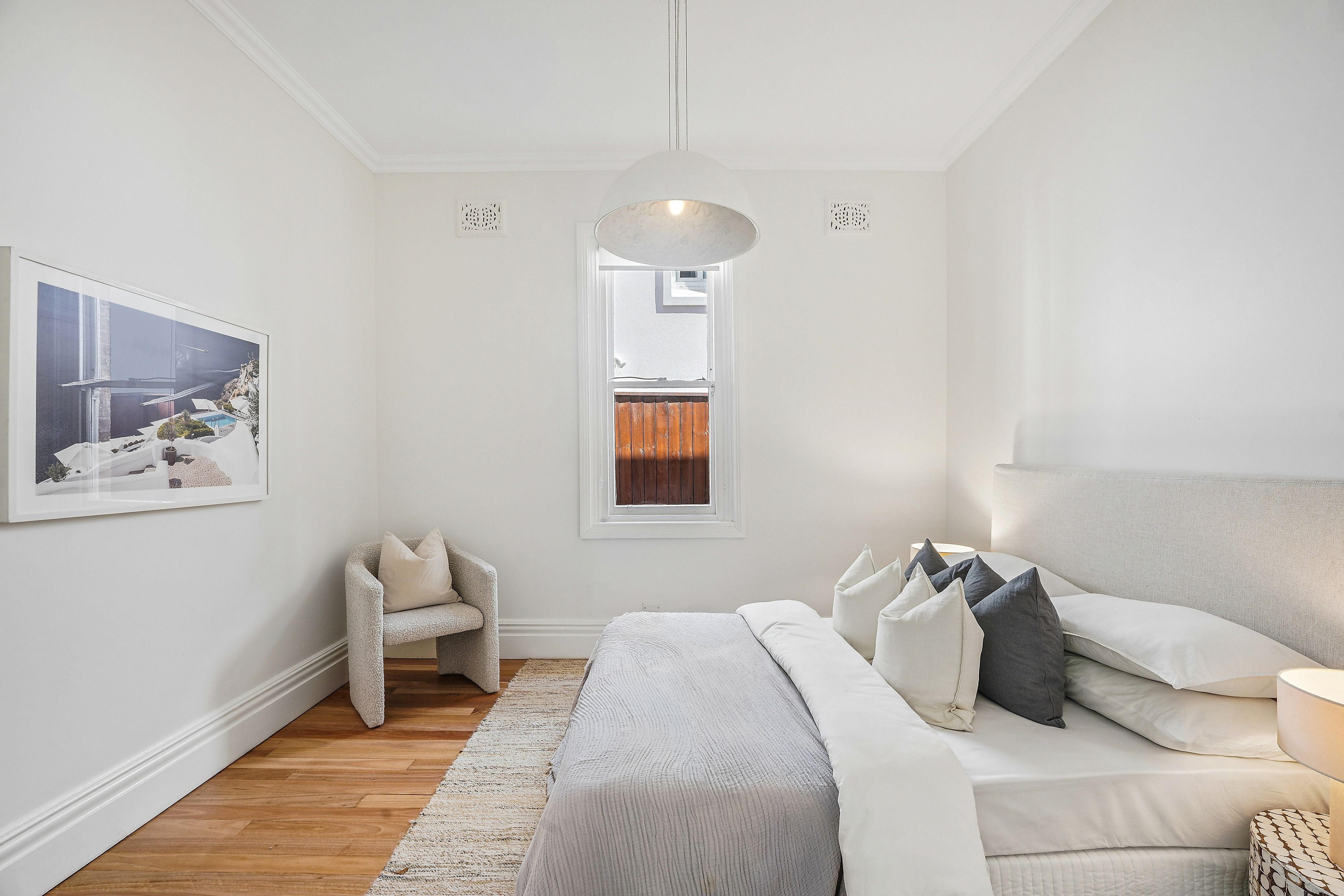 5 Stephen Street — photo 13 of 20