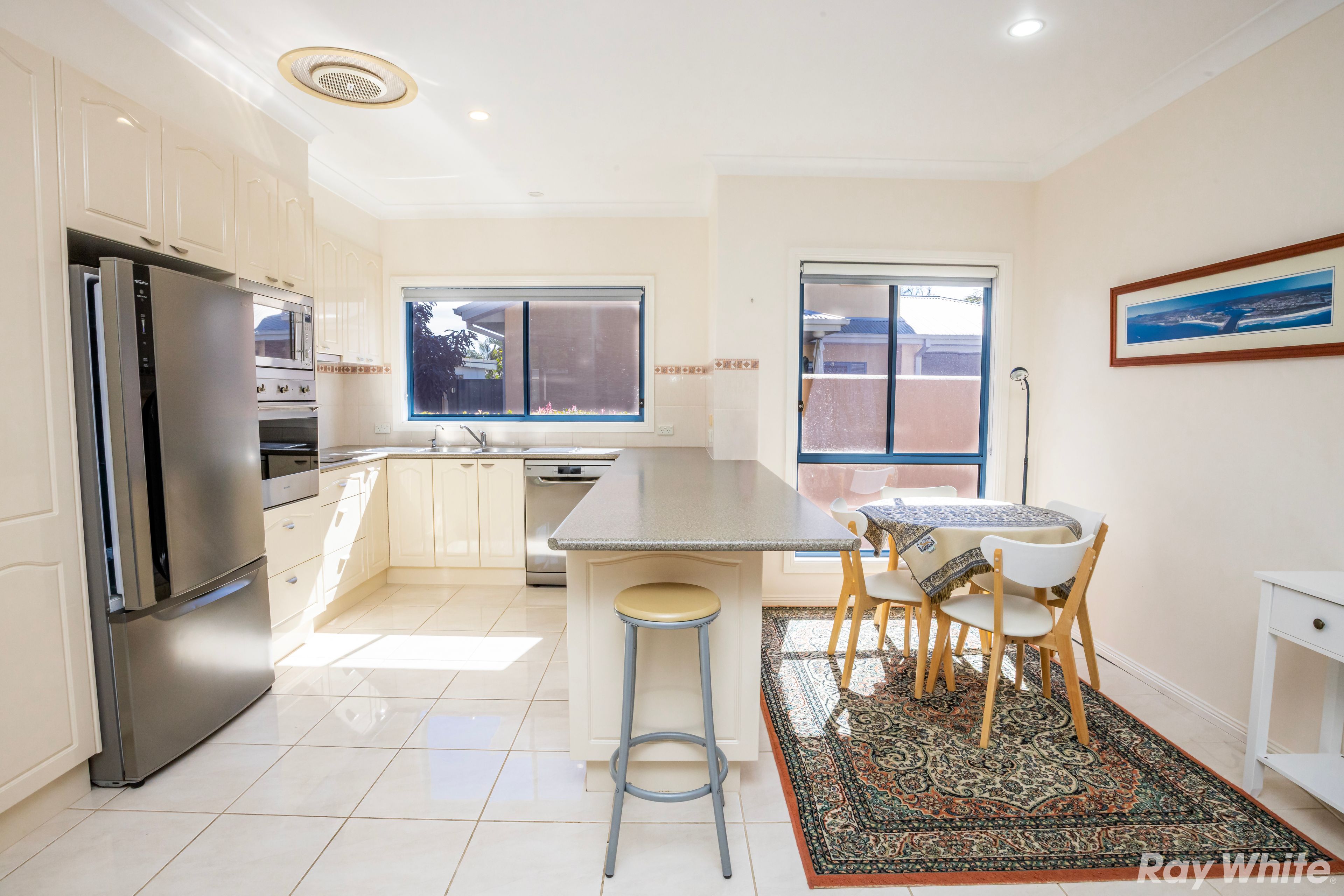3/34-36 Tuncurry Street — photo 5 of 11