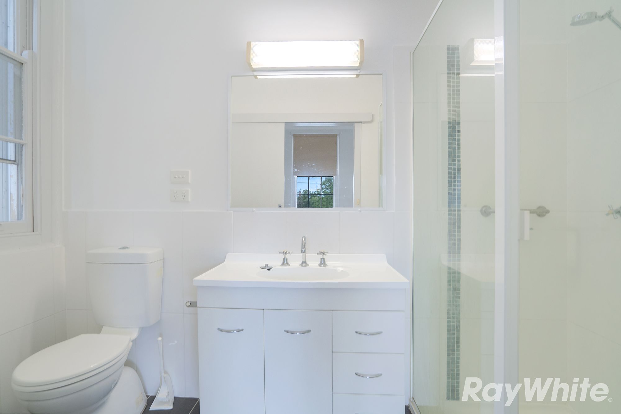 73 Cowper Street — photo 7 of 30