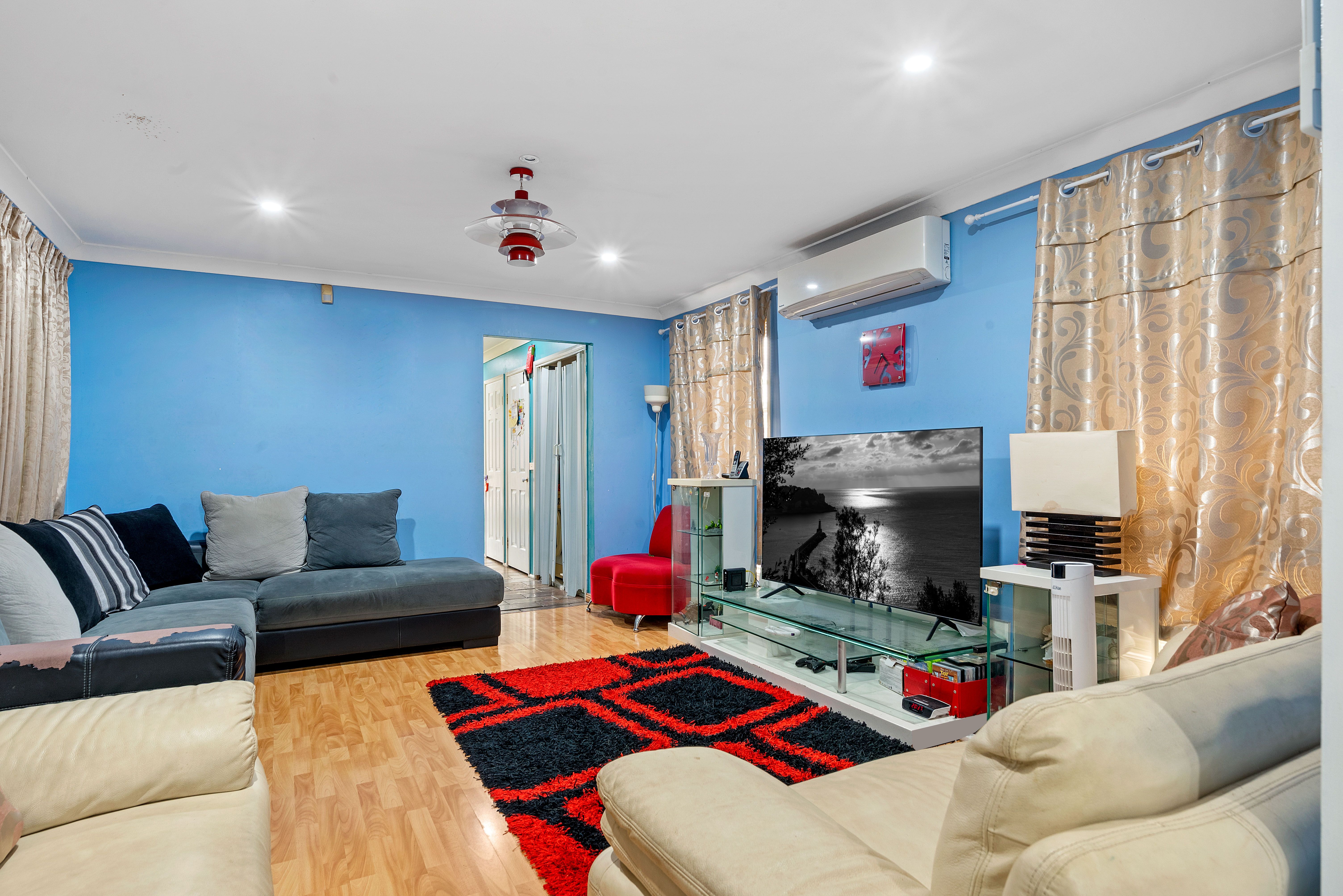 44 Hyacinth Avenue, Macquarie Fields, NSW 2564