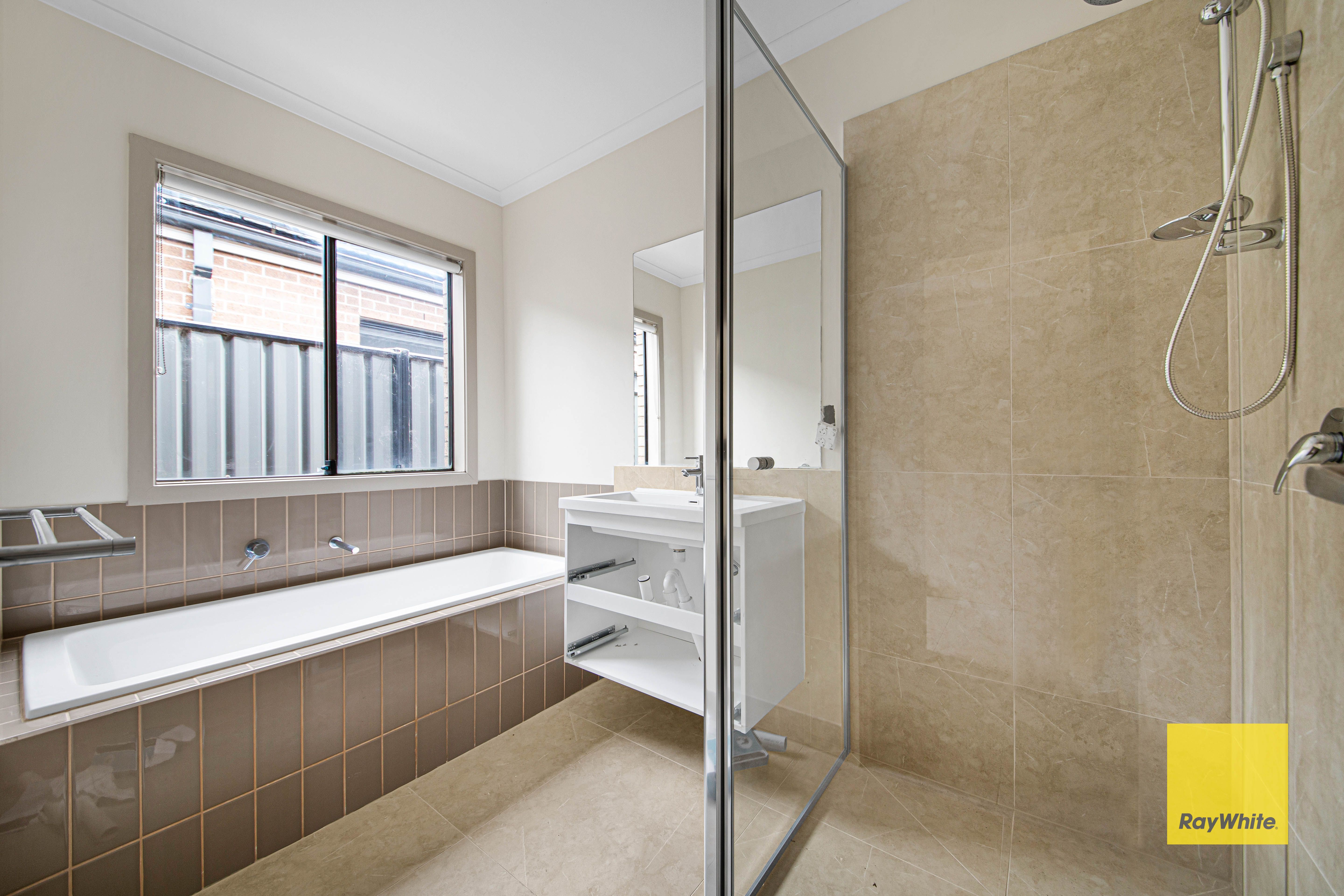 59 Cottesloe Boulevard — photo 12 of 13