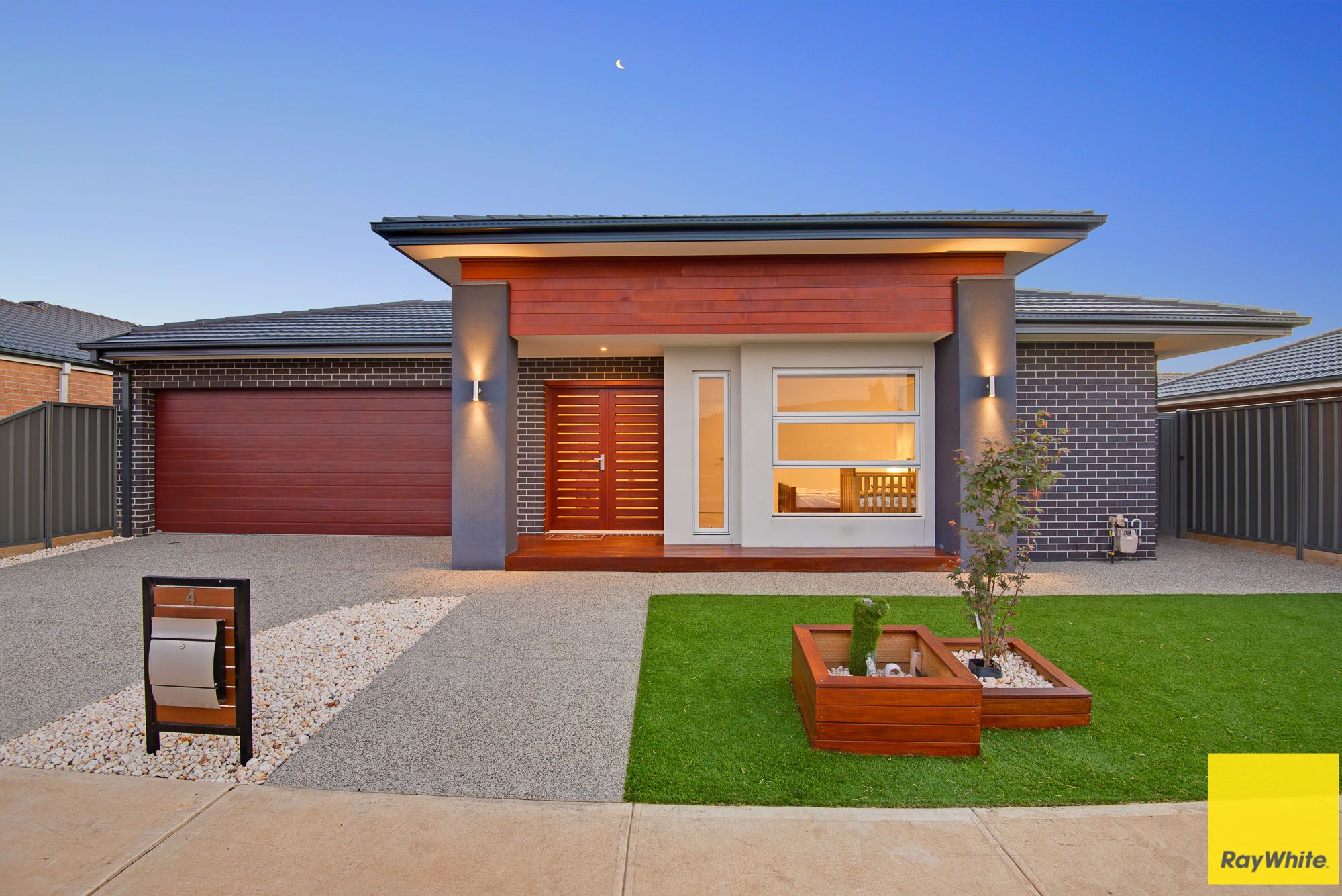 4 Award Crescent, Truganina, VIC 3029