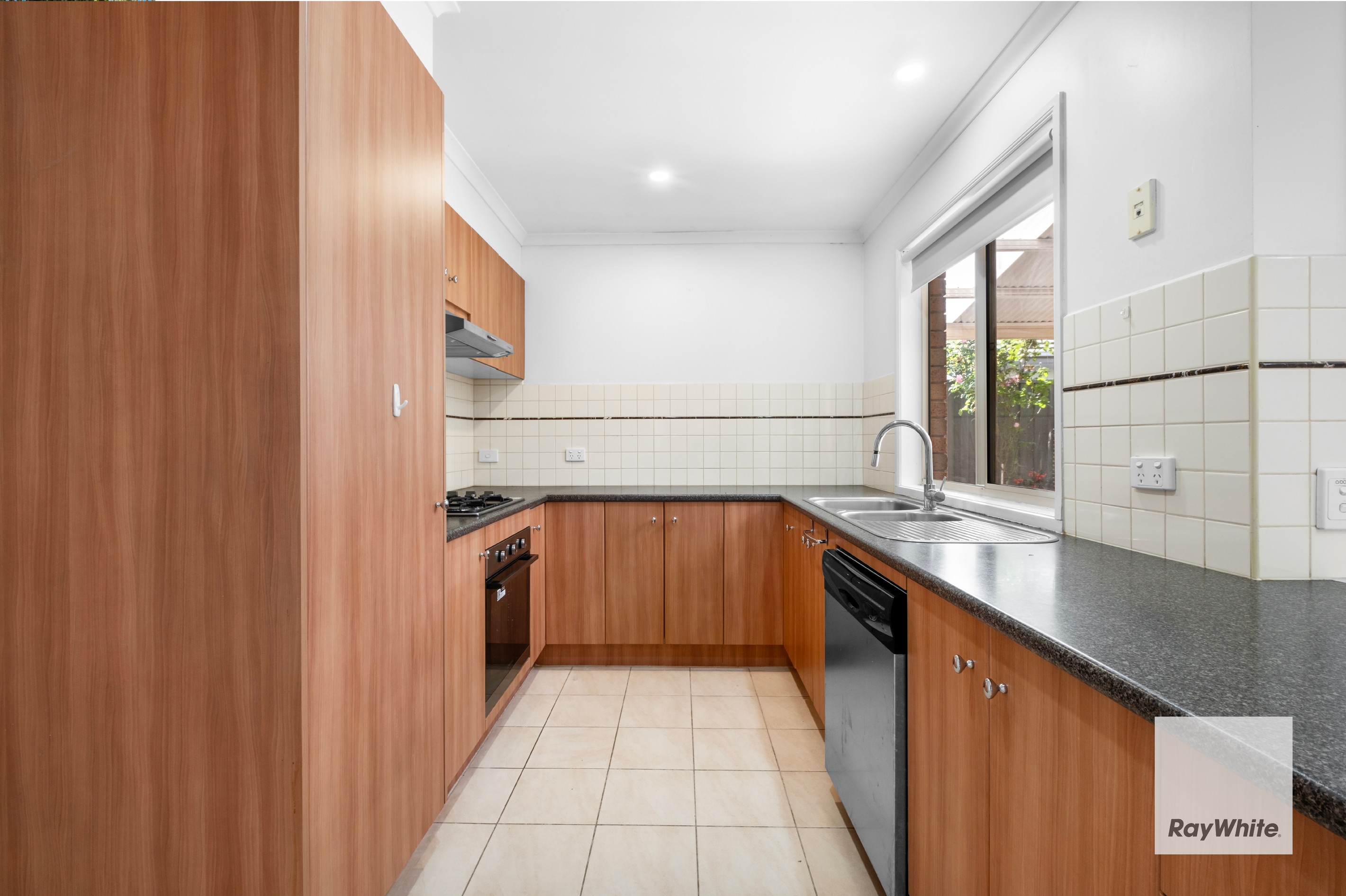 2 Pro Hart Way, Caroline Springs, VIC 3023