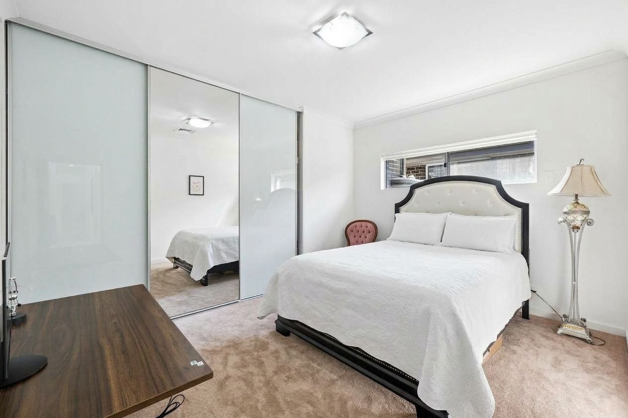 1C Baker Street — photo 8 of 18