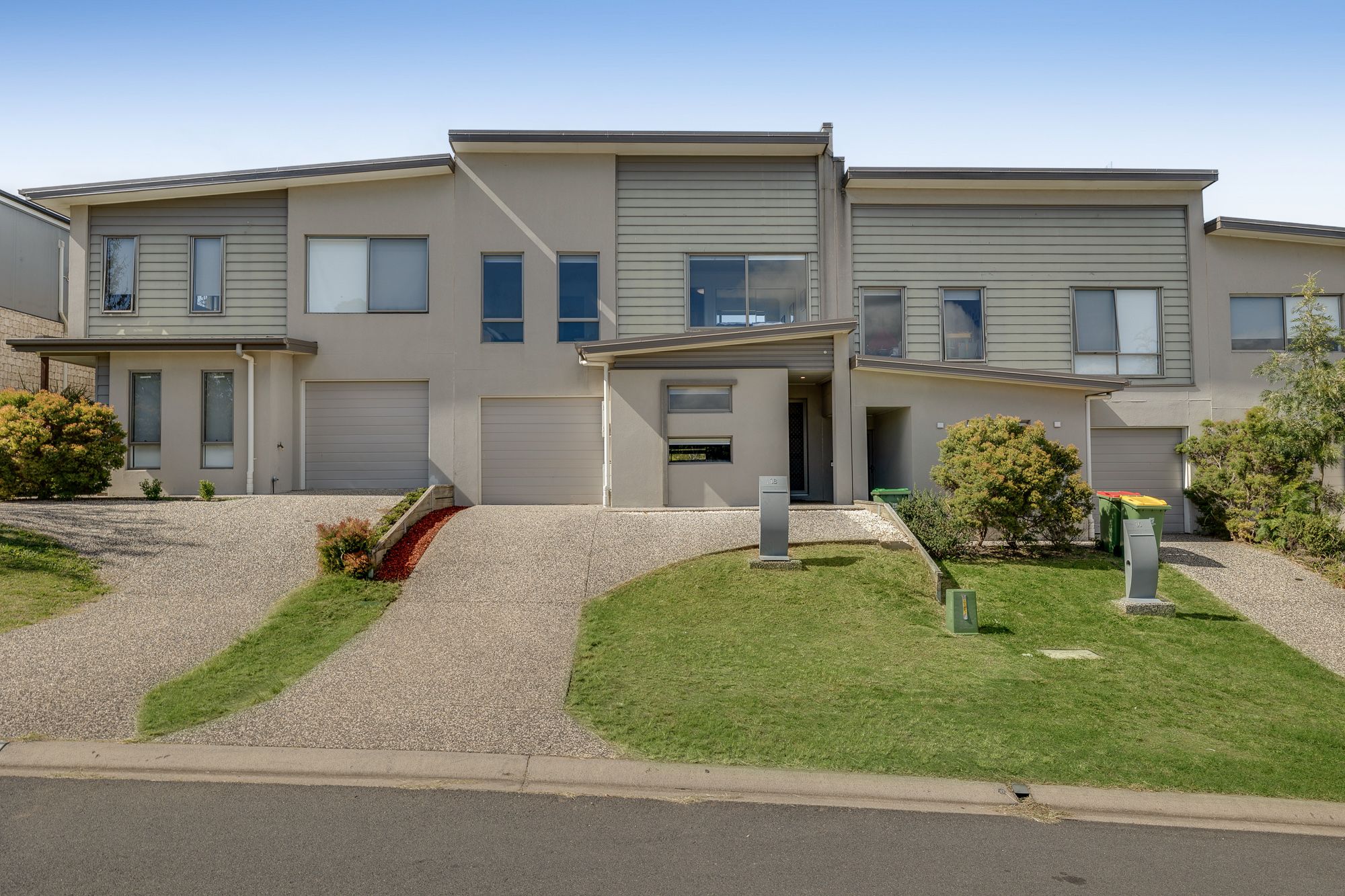 18 Carlin Street, Glenvale QLD 4350