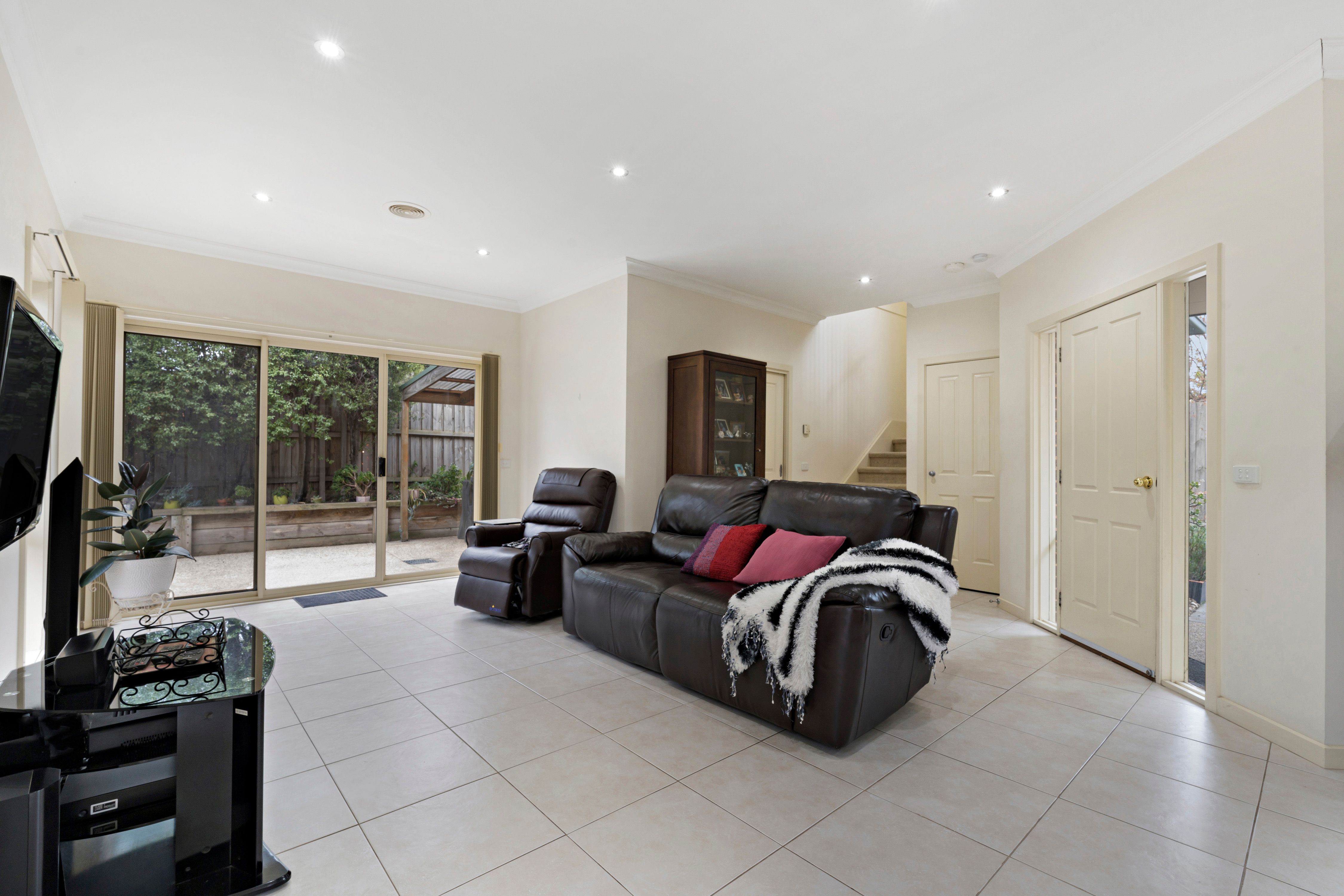 2/27 Margaret Street, Clayton, VIC 3168