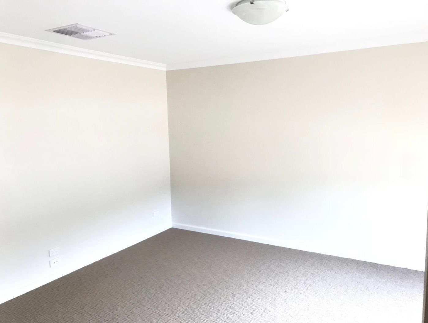 18 Meander Street, Thurgoona, NSW 2640