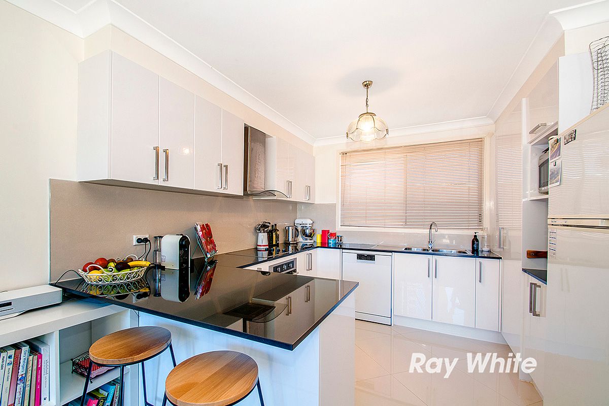 16 Benbullen Way, Castle Hill, NSW 2154