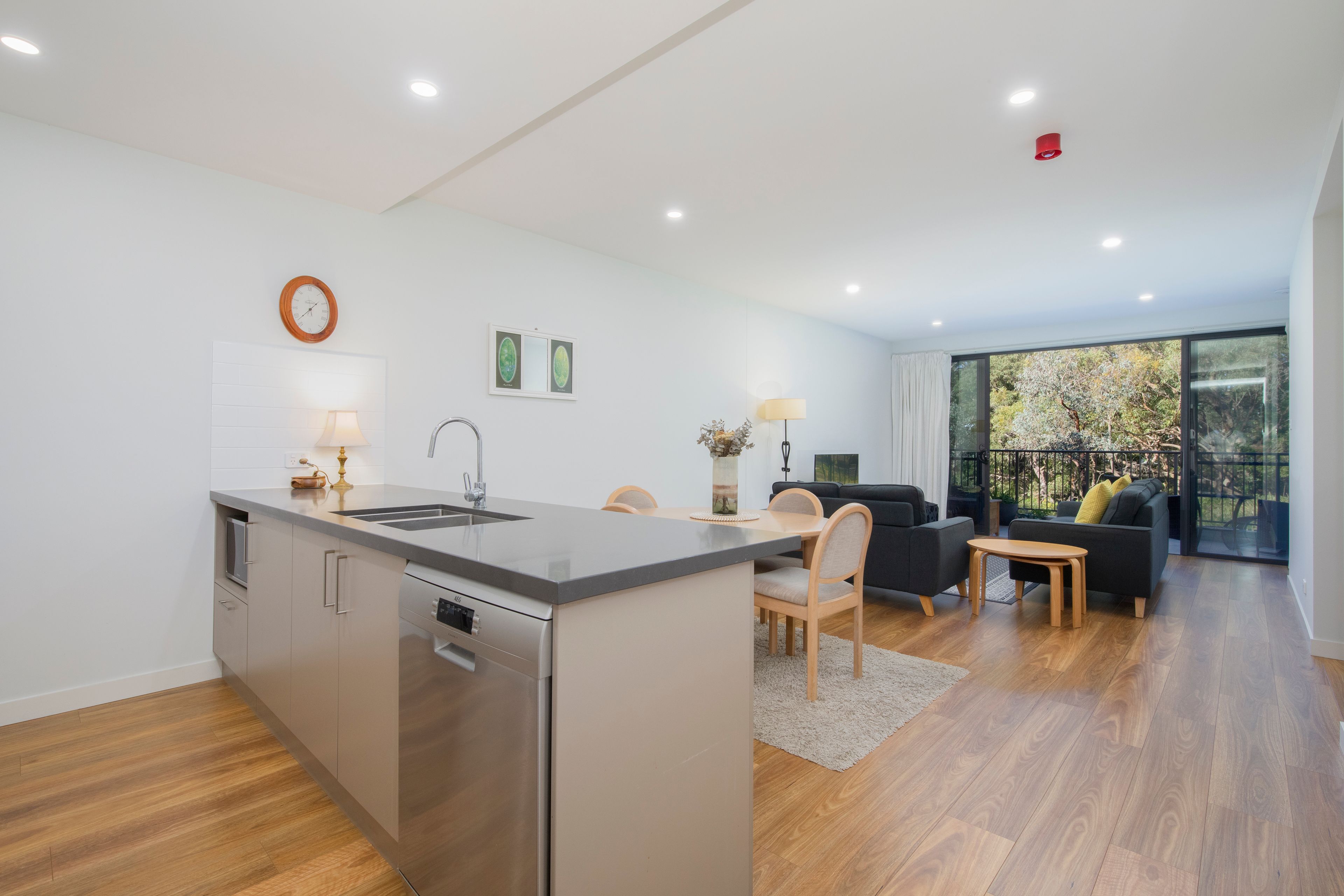102/144 Dudley Road — photo 6 of 15