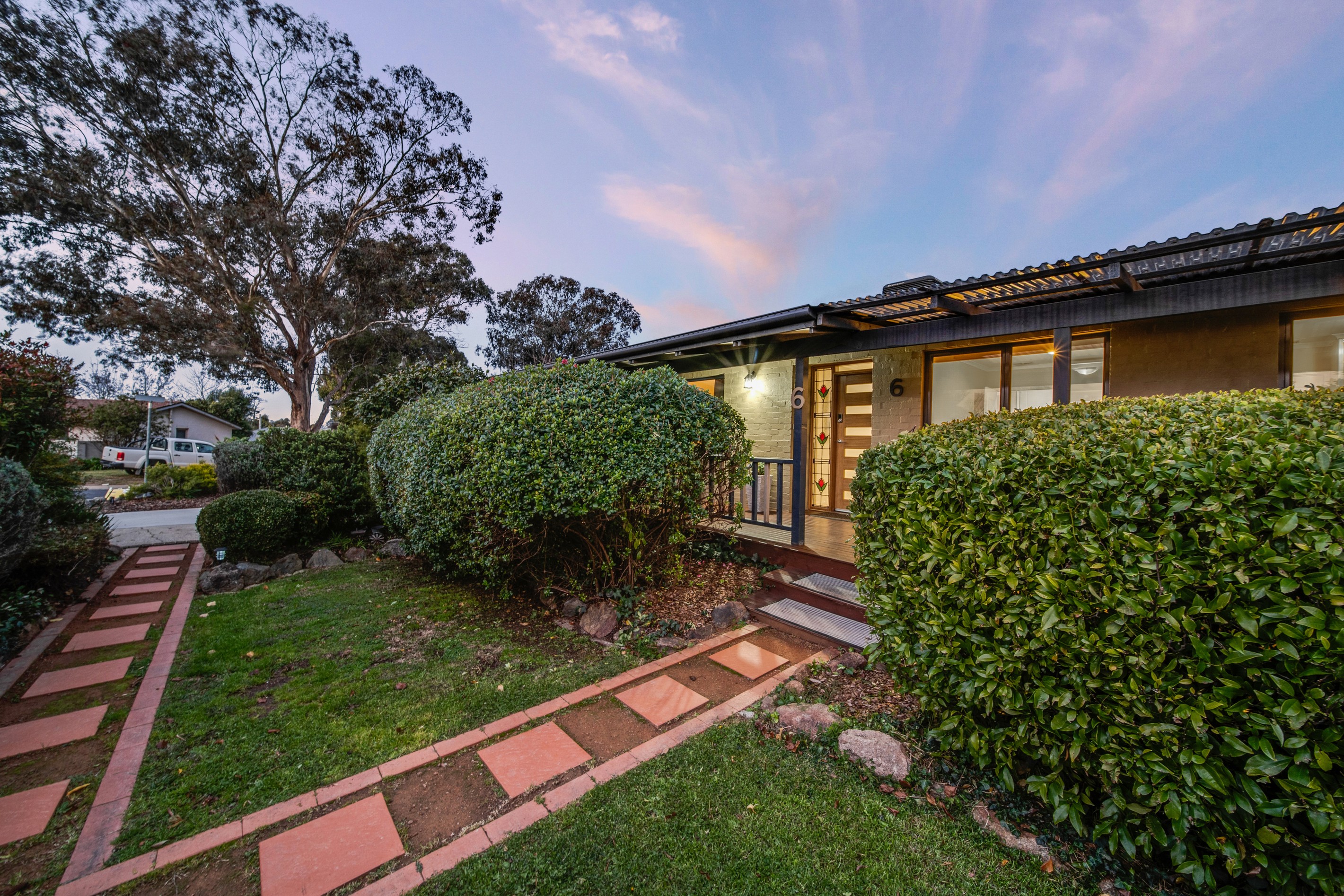 6 Morton Street, Weetangera, ACT 2614