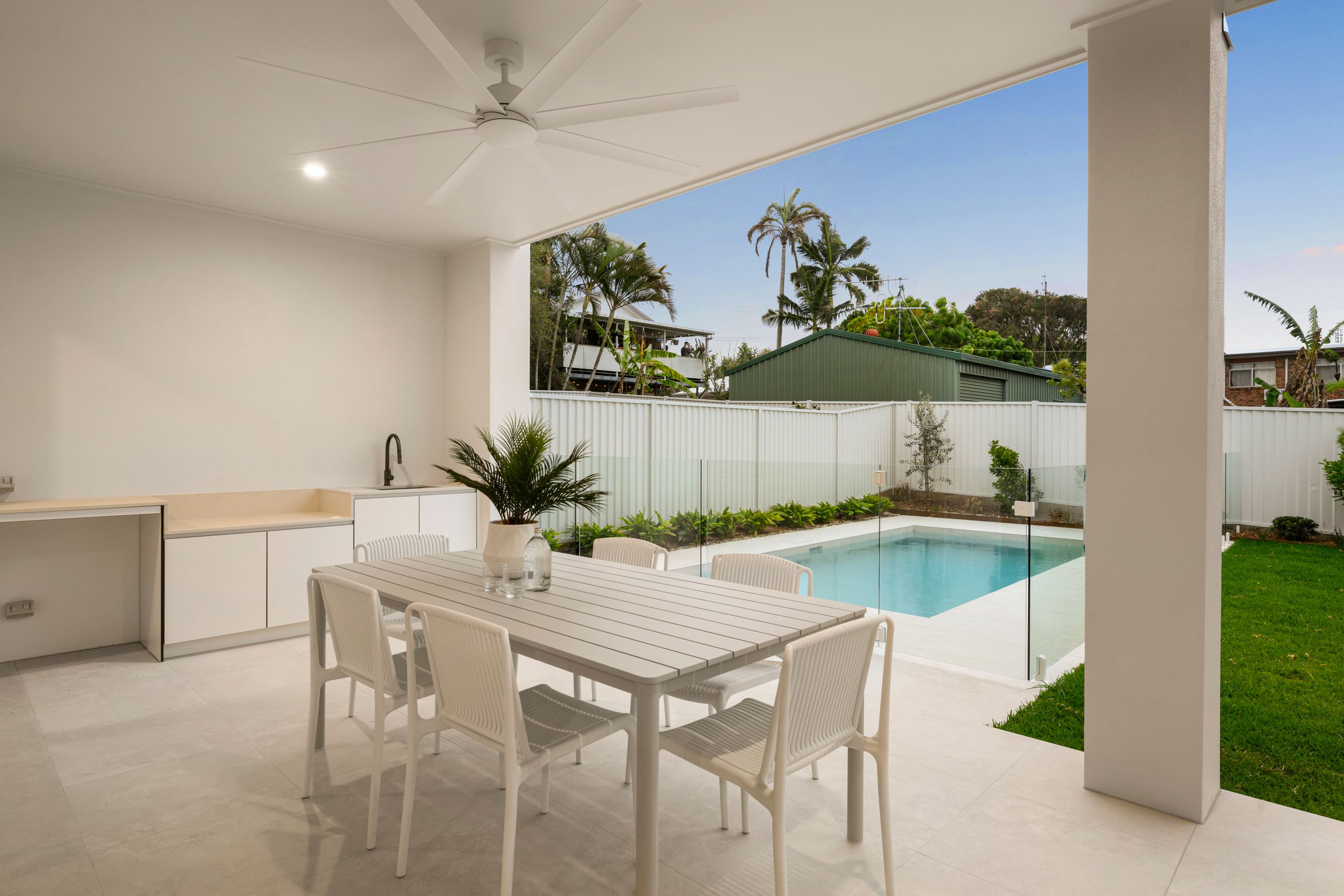2/2 Teewah Street — photo 24 of 30