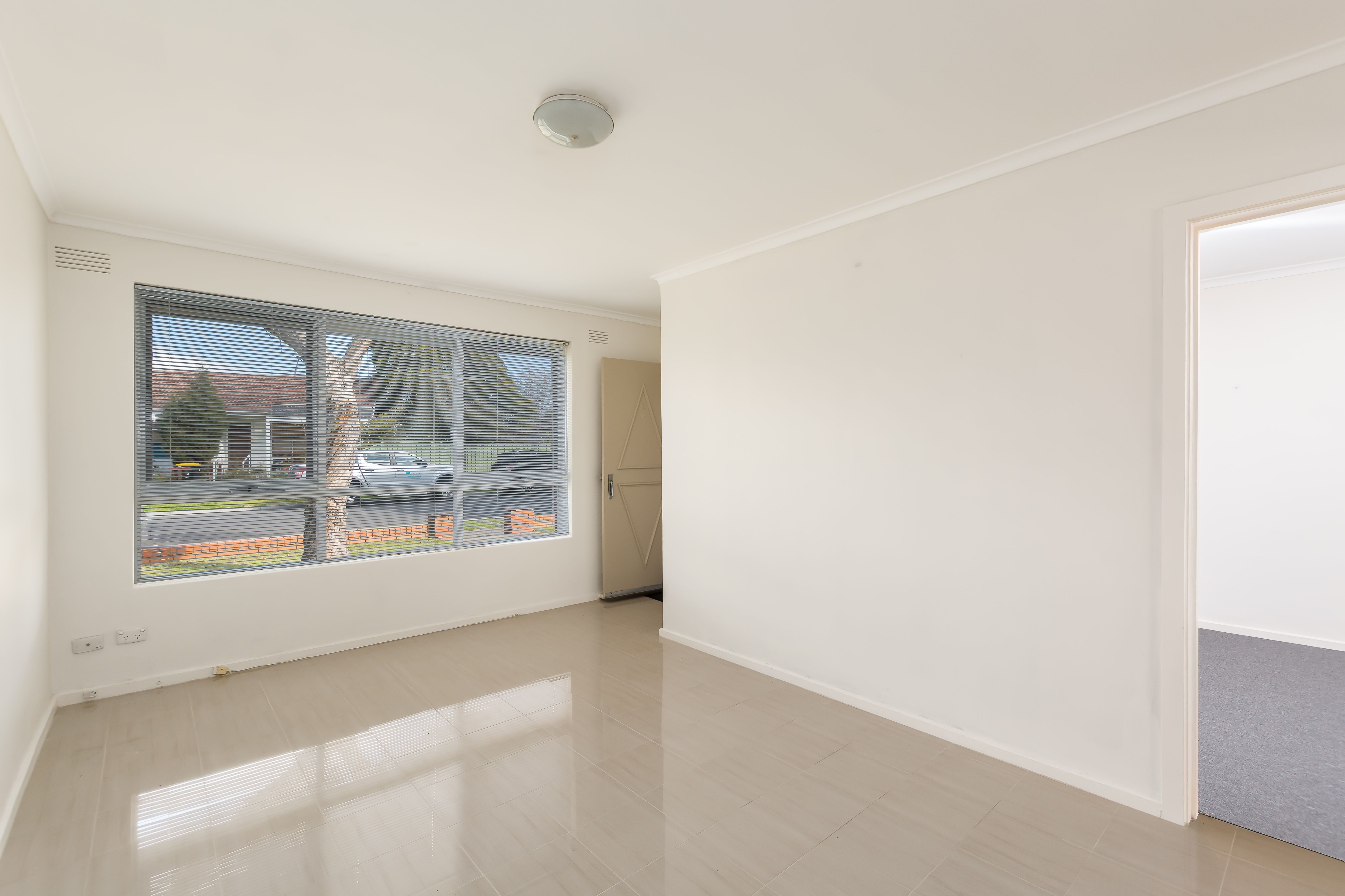 2/36 Lawn Road, Noble Park, VIC 3174