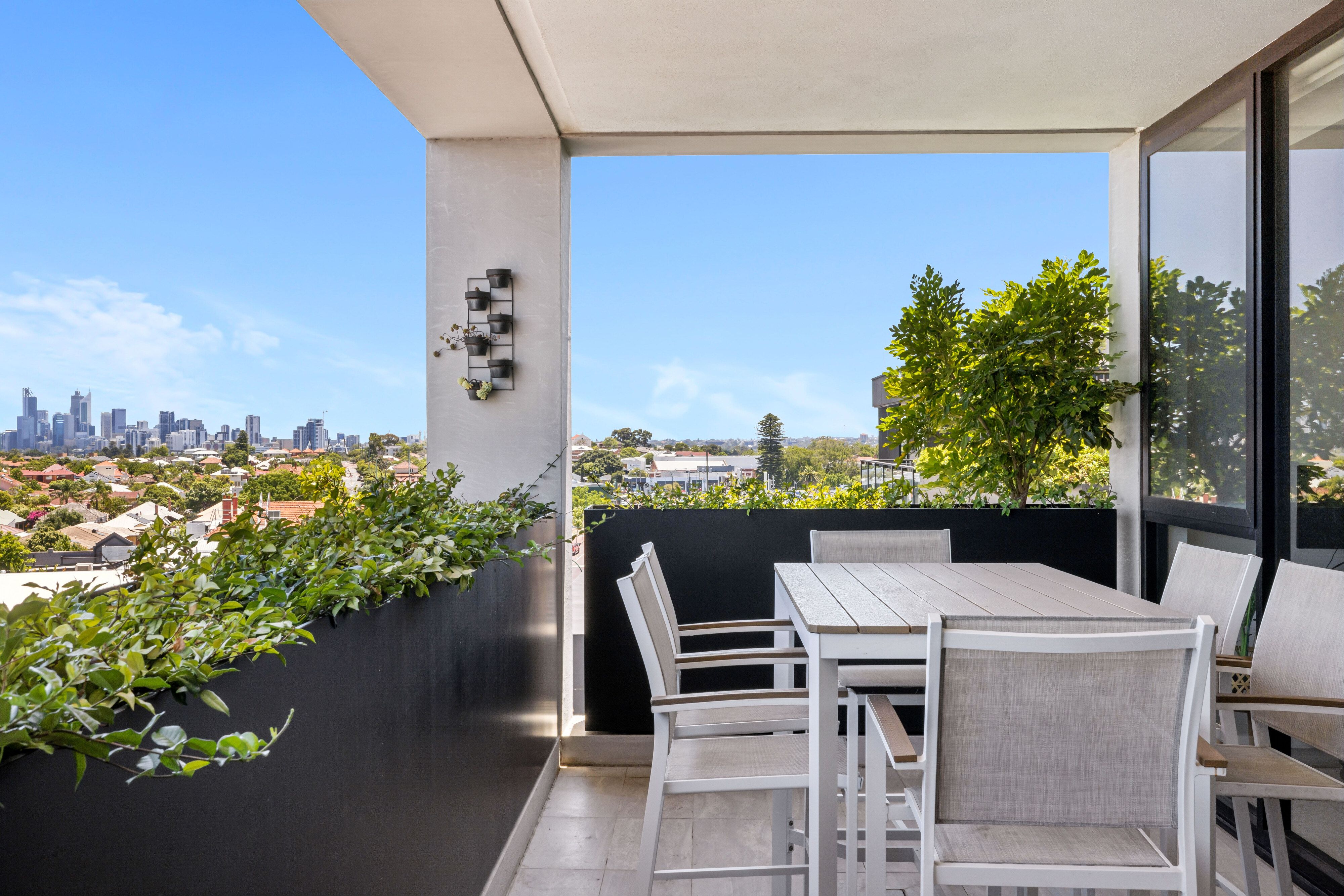 511/660 Albany Highway, Victoria Park, WA 6100