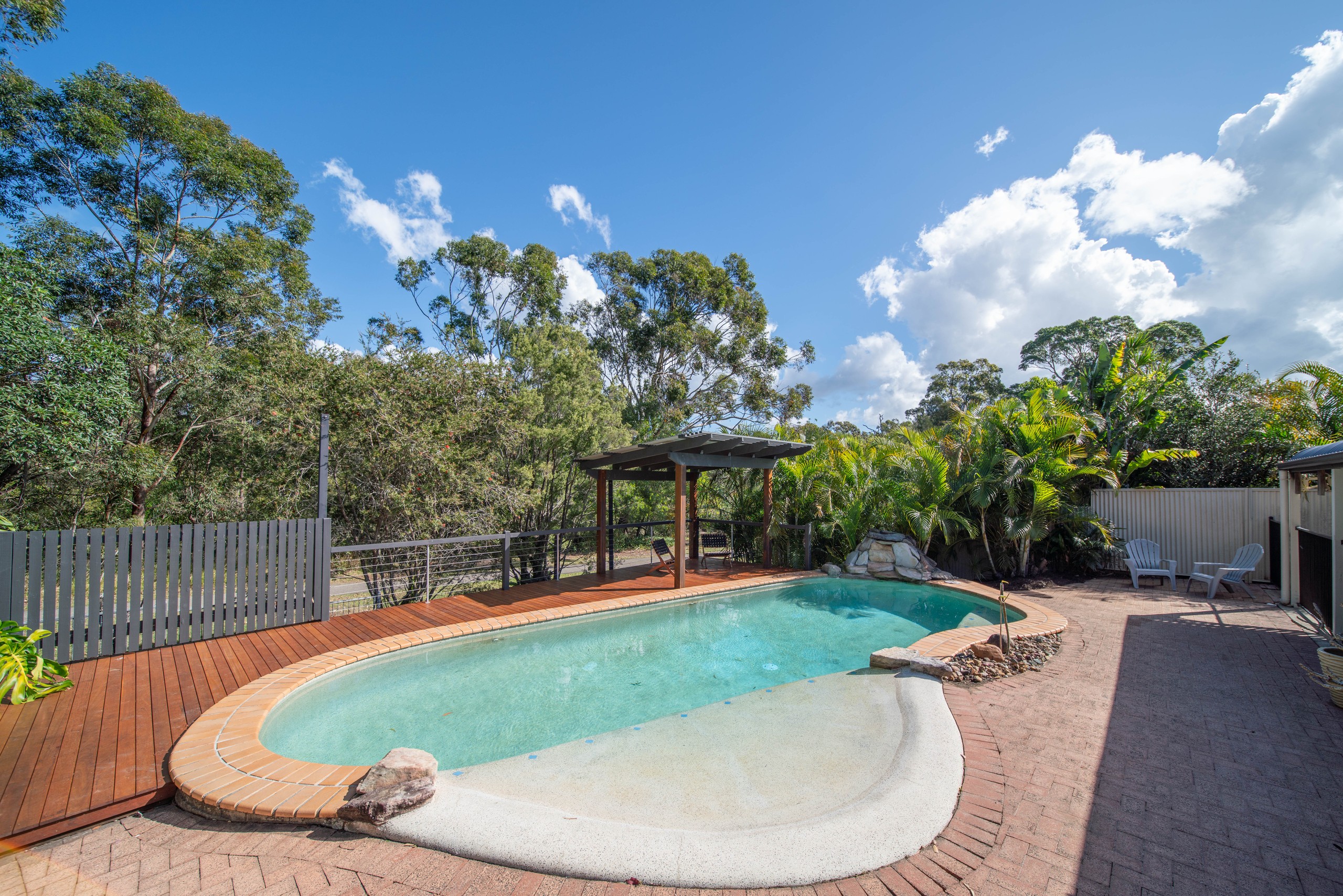 5 Karawatha Drive, Mountain Creek, QLD 4557