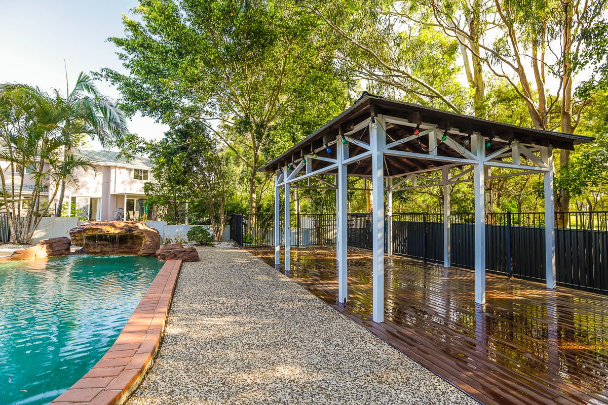 3 Delonix Court, Arundel, QLD 4214