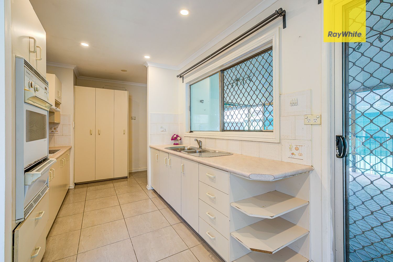 2880 Logan Road, Underwood, QLD 4119