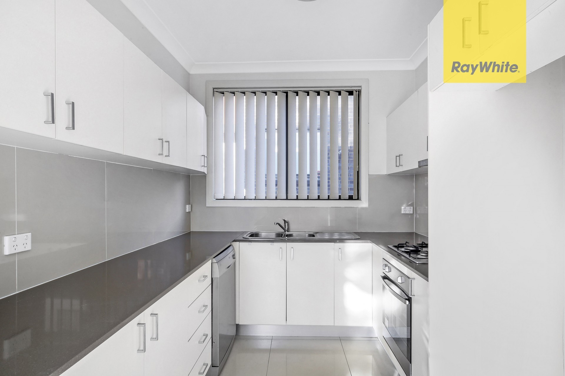 10/11-13 King Street, Guildford West, NSW 2161