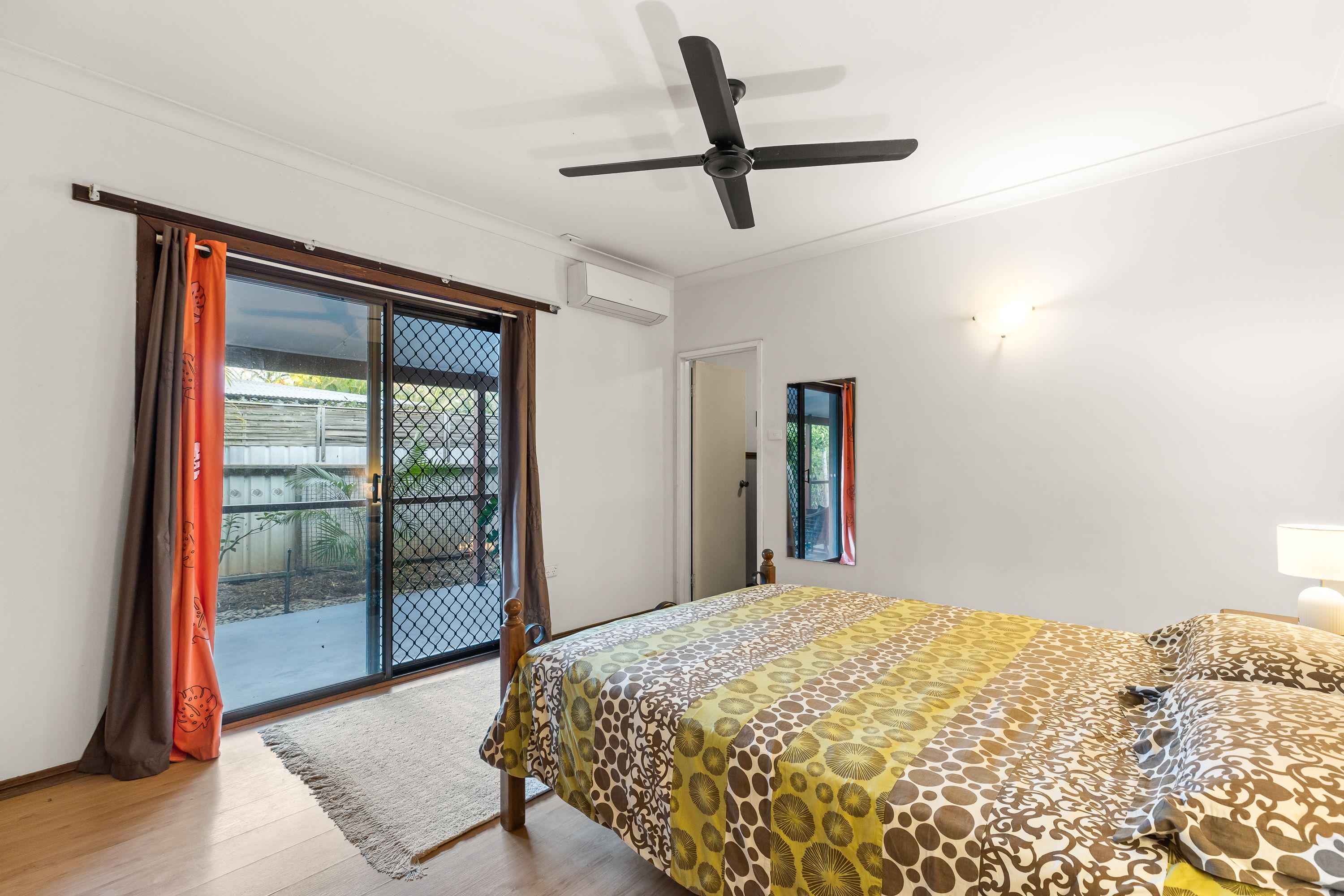 4 De Marchi Road — photo 12 of 30