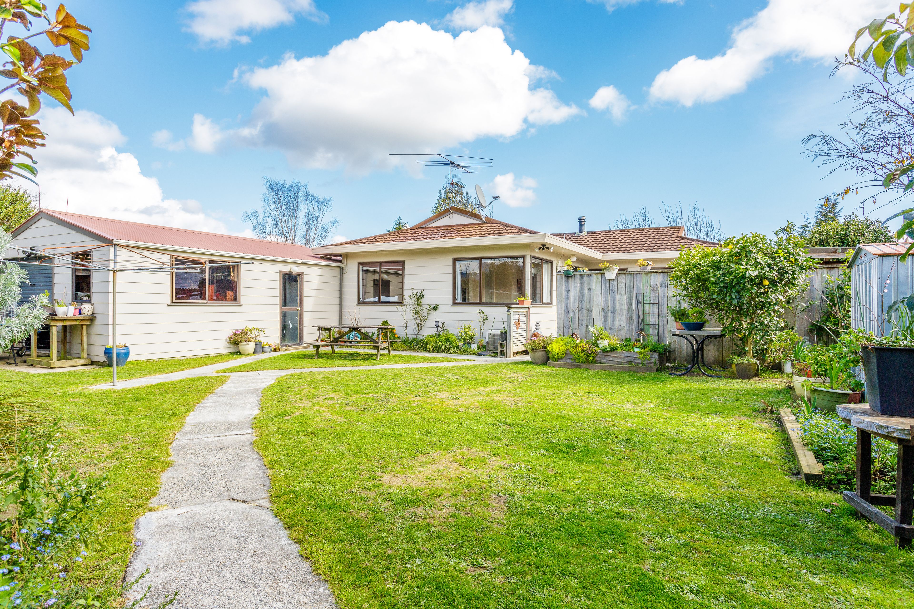 Photo 16 of 14 Delaware Grove, Tōtara Park, Upper Hutt