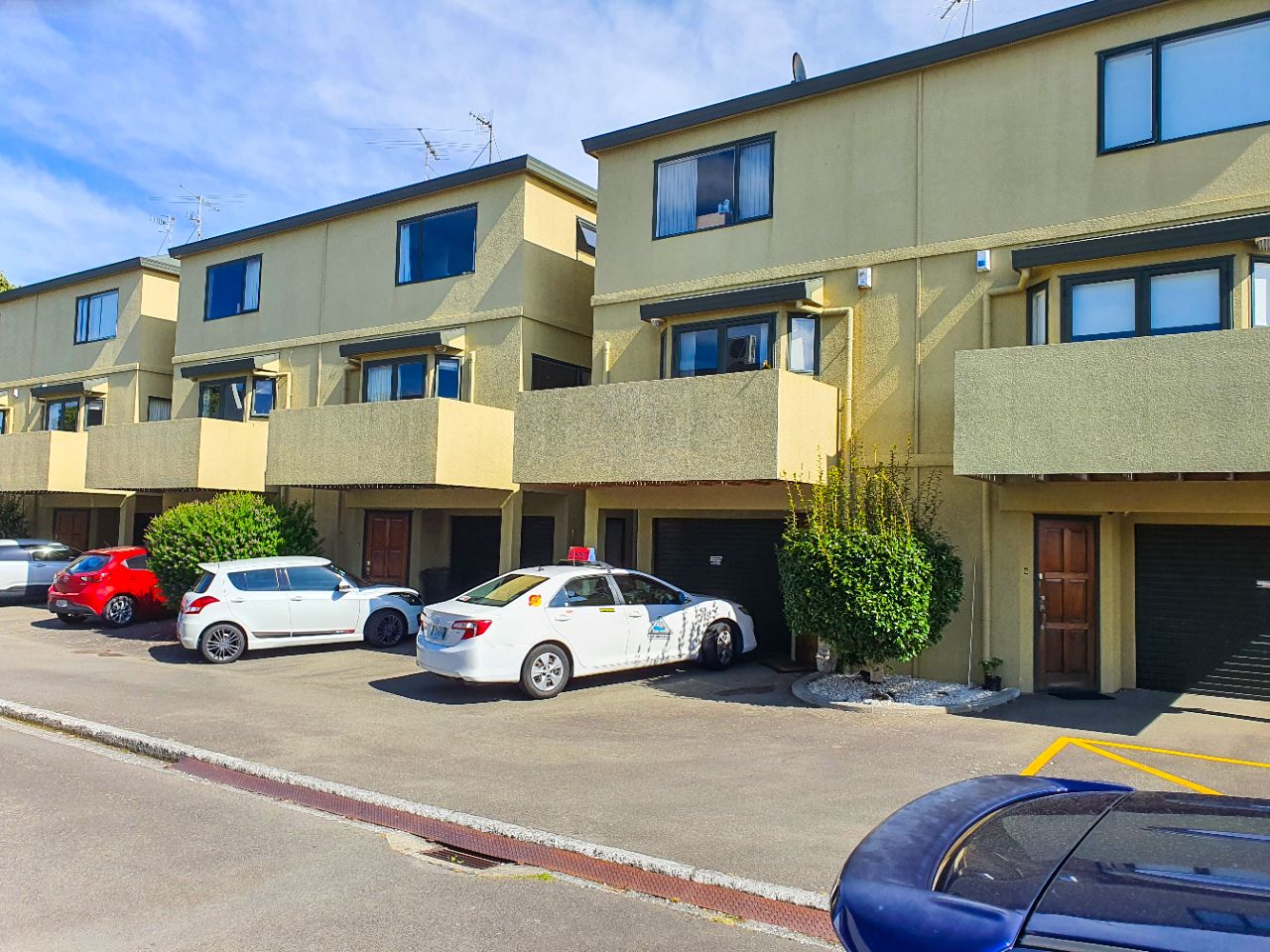 4/7 Raroa Road, Lower Hutt, Lower Hutt City
